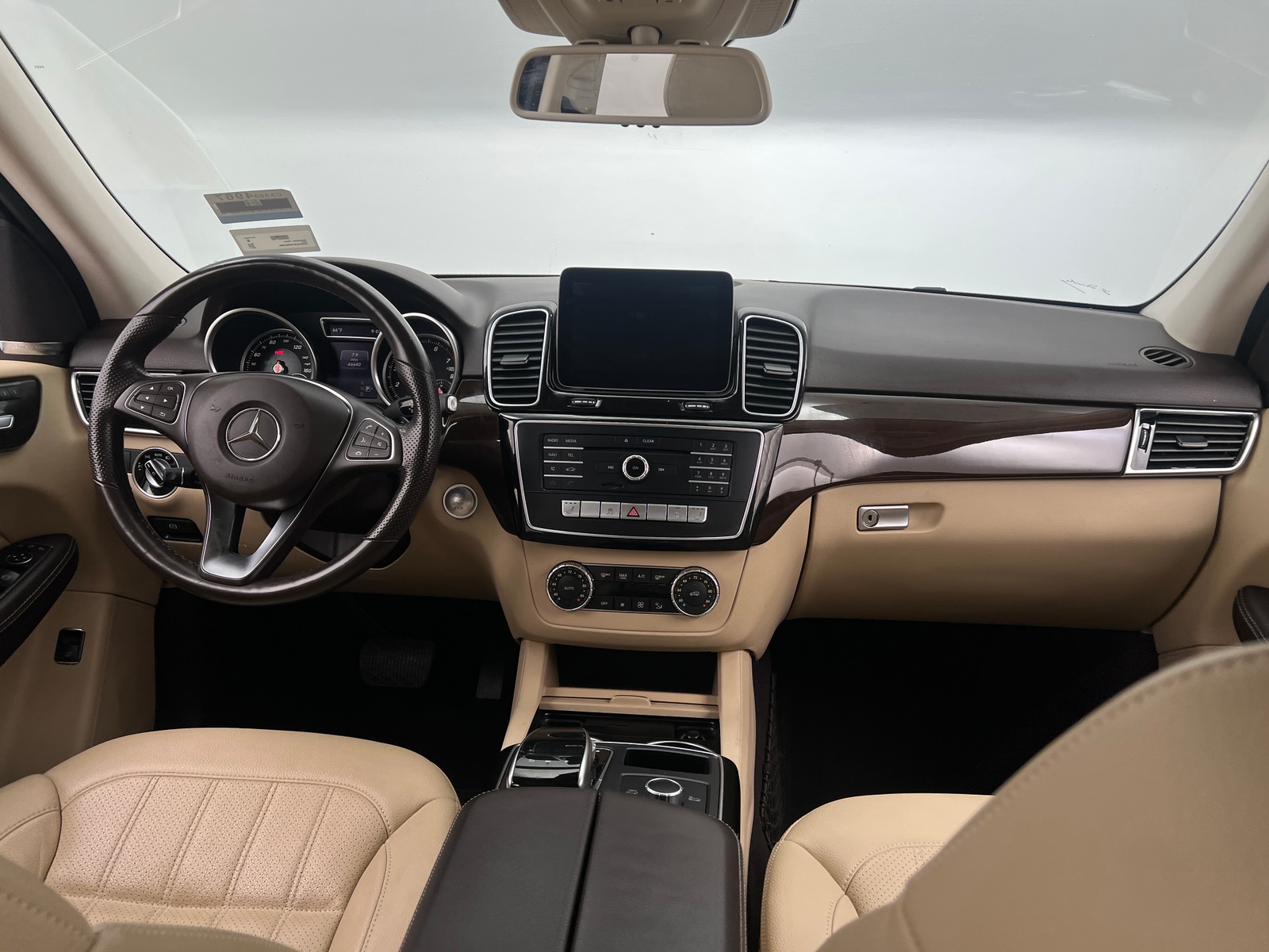 Thumbnail: 2017 Mercedes-Benz GLE - 2