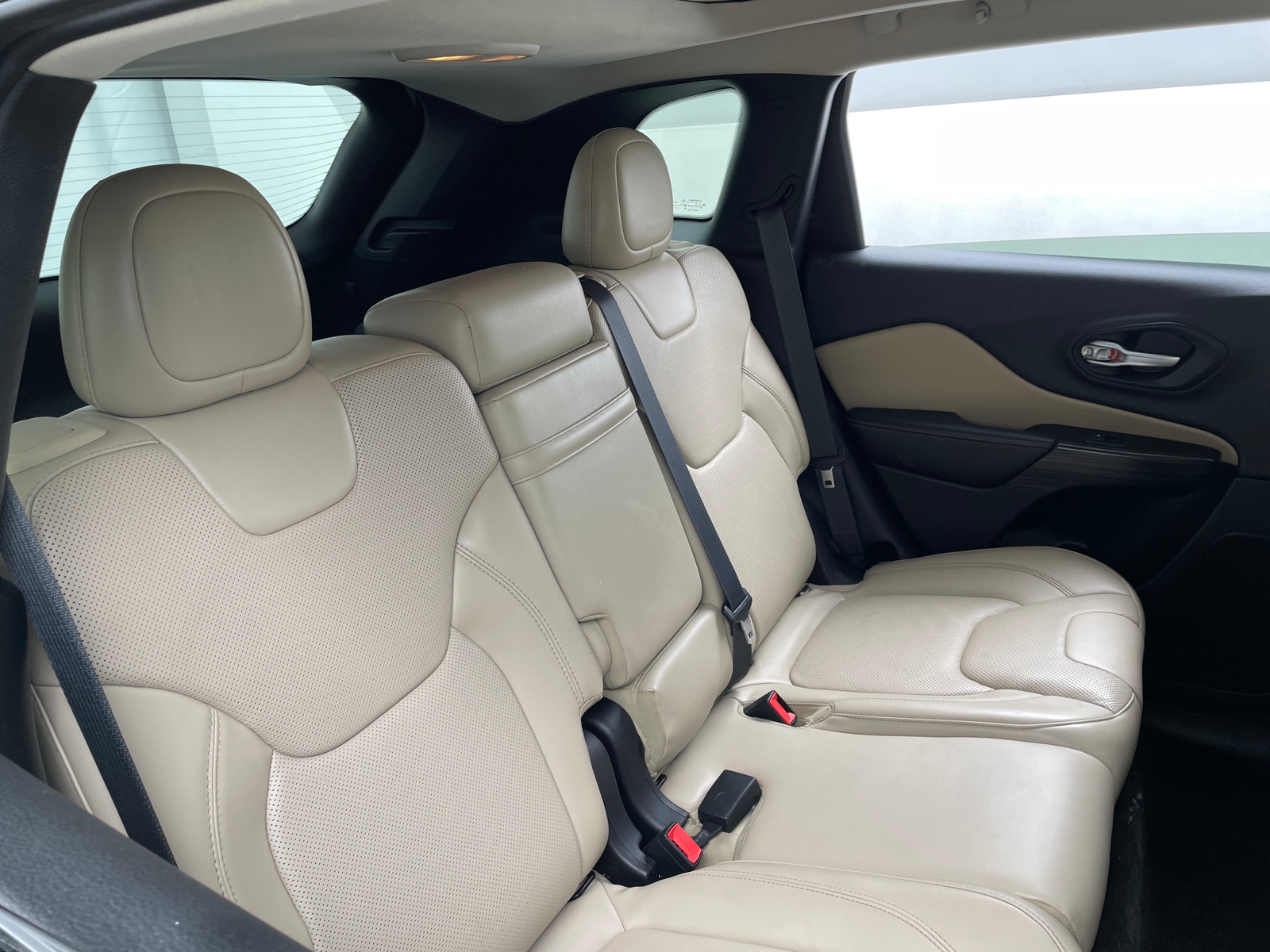 Thumbnail: 2015 Jeep Cherokee - 5