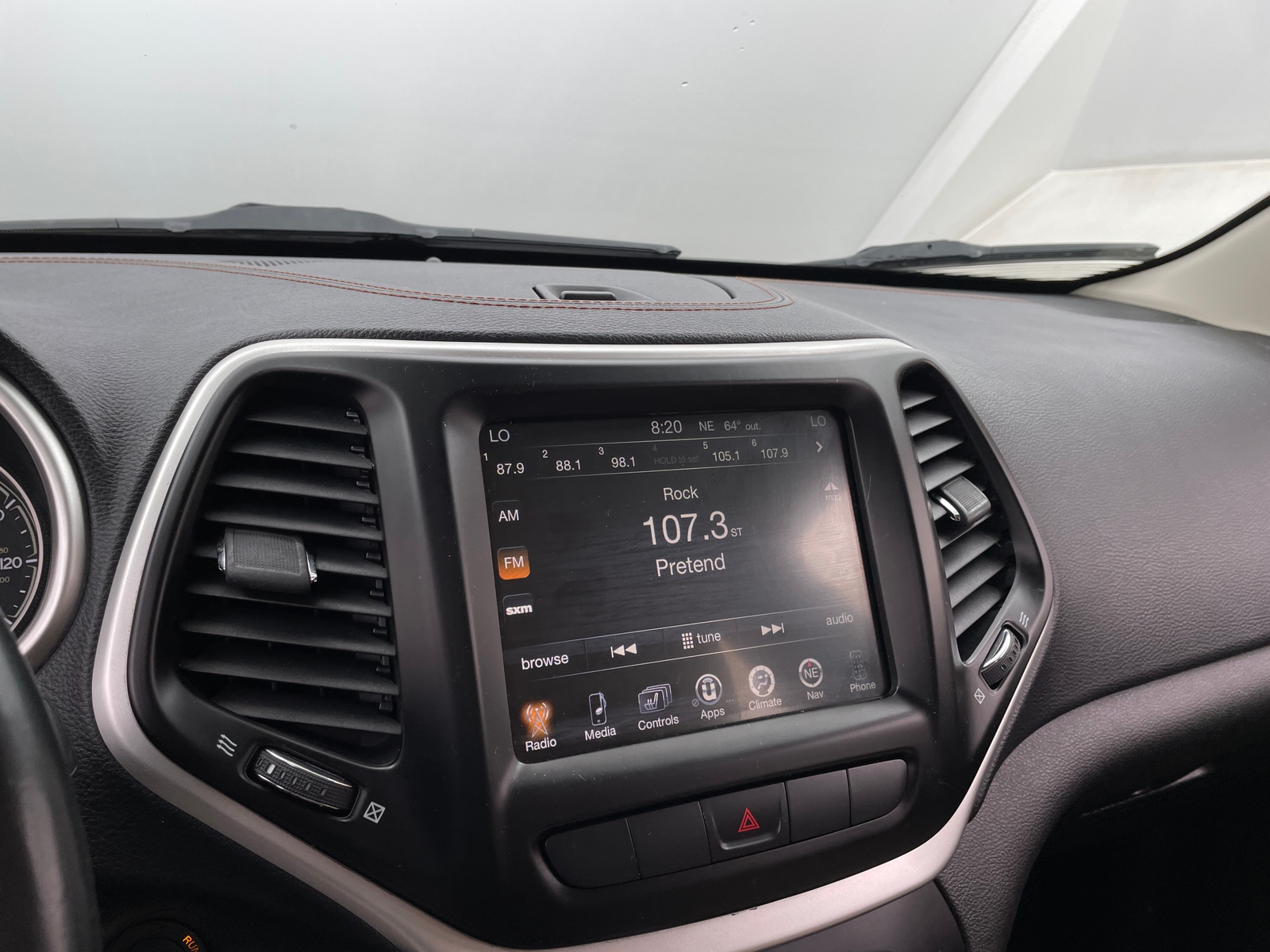 Thumbnail: 2015 Jeep Cherokee - 3