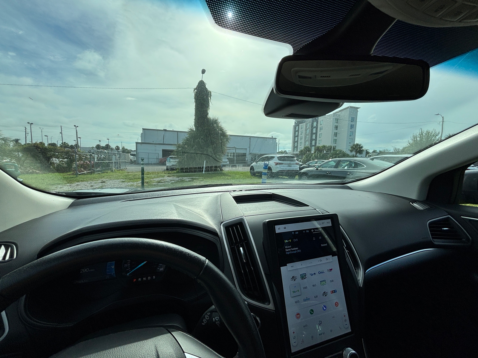 Thumbnail: 2022 Ford Edge - 3