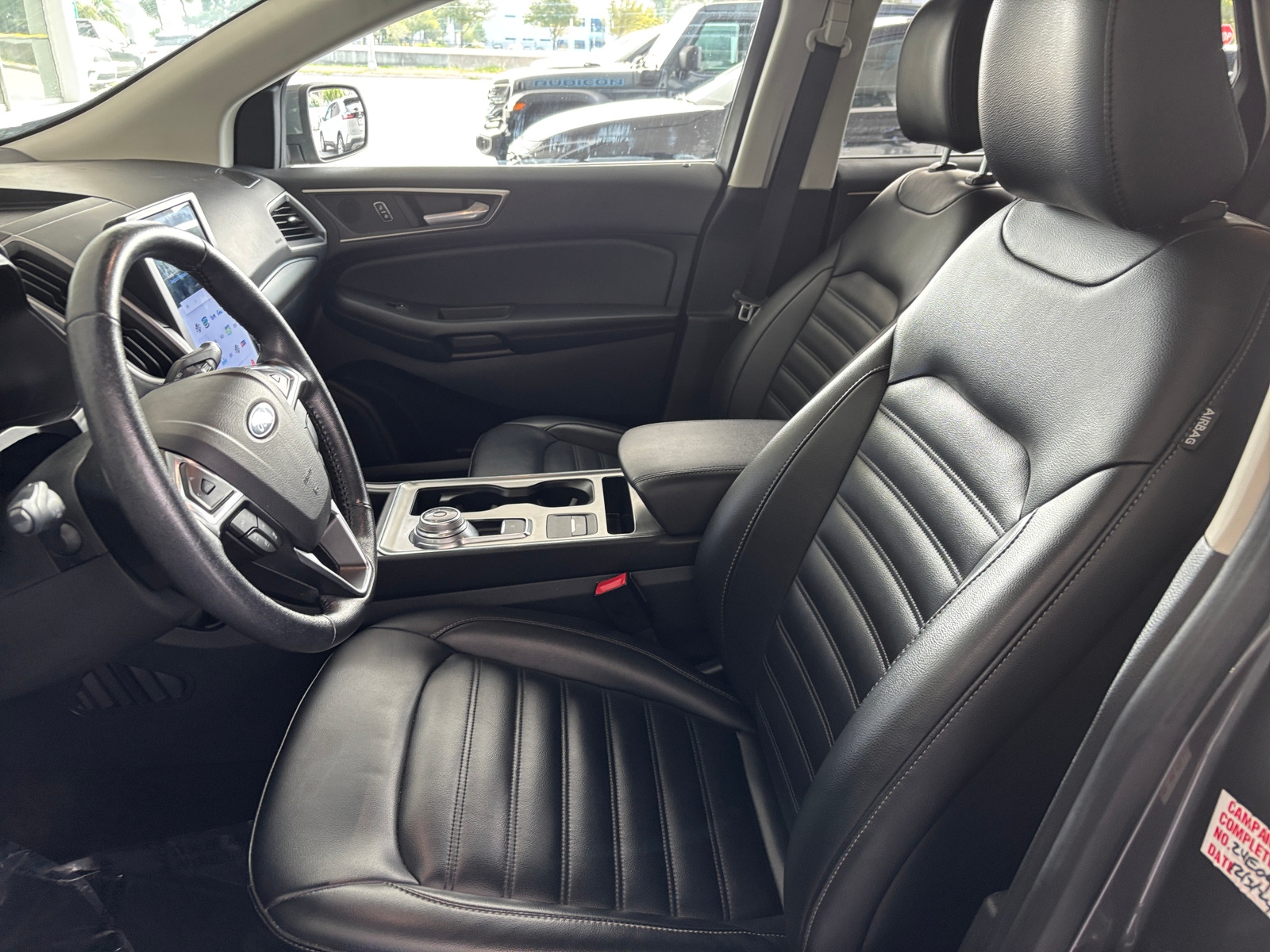 Thumbnail: 2022 Ford Edge - 2