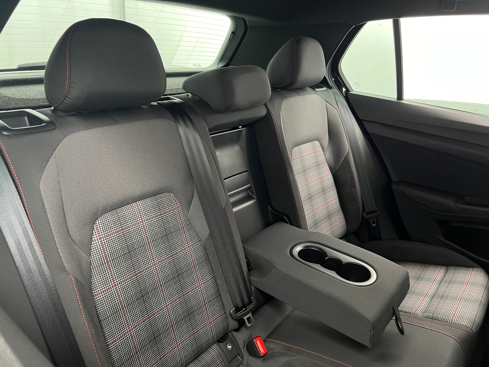 Thumbnail: 2024 Volkswagen Golf - 6