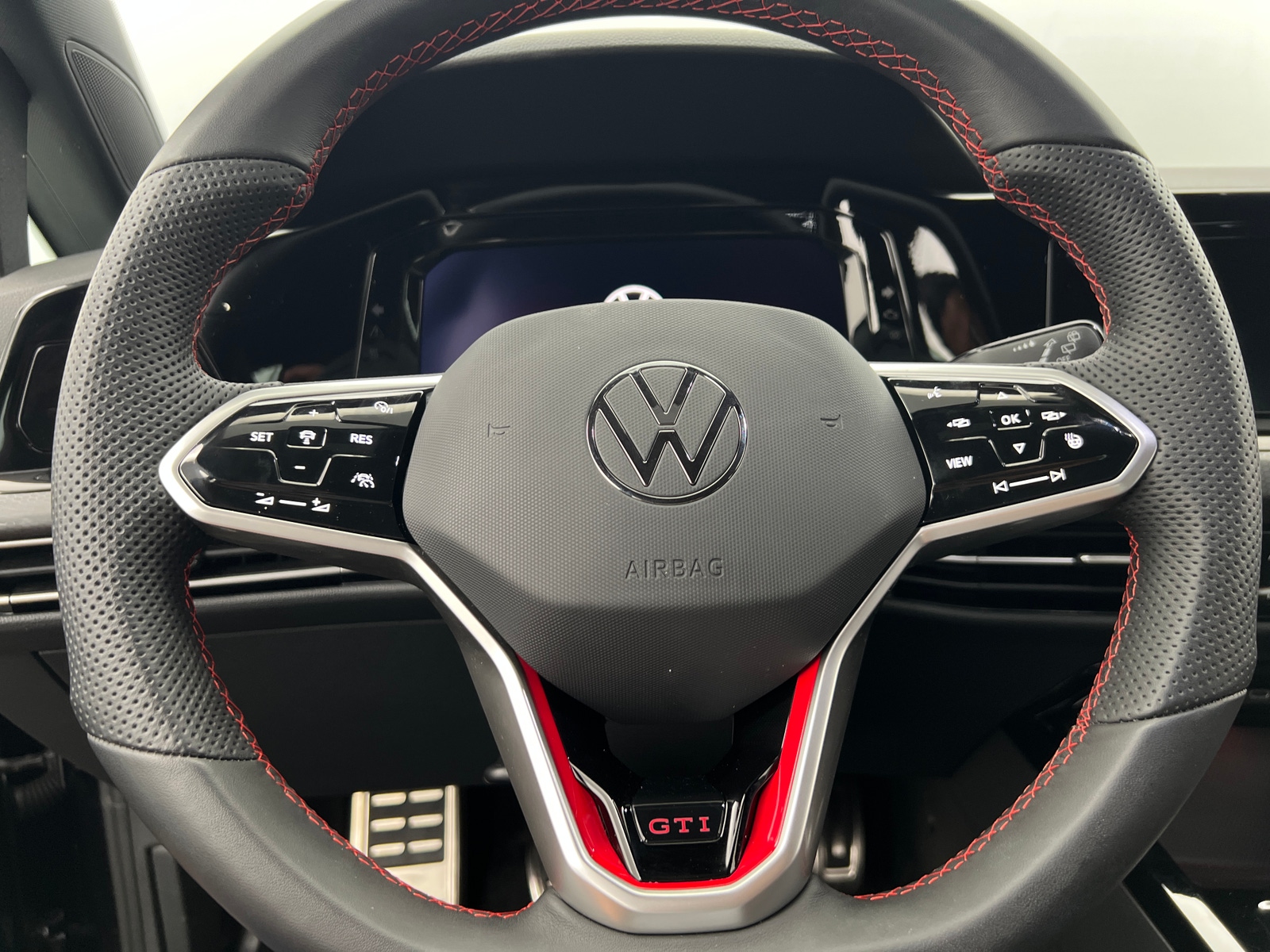 Thumbnail: 2024 Volkswagen Golf - 5