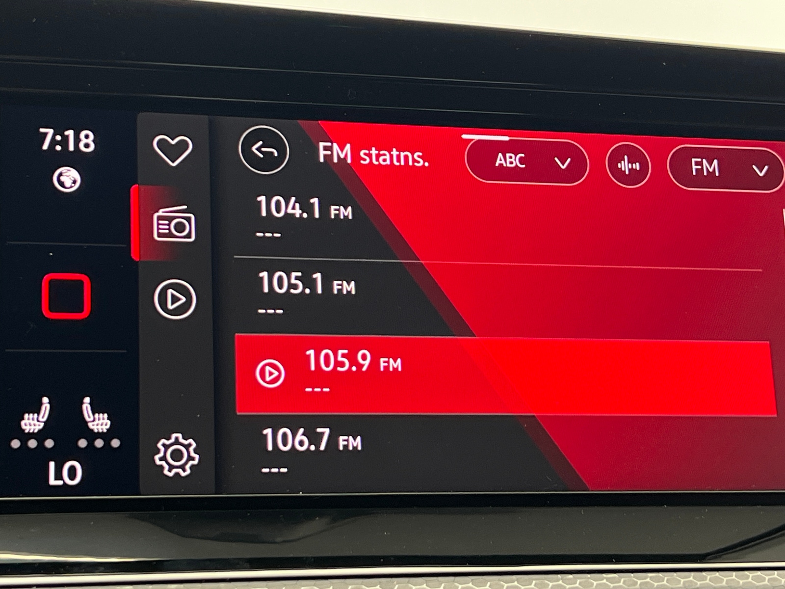 Thumbnail: 2024 Volkswagen Golf - 4
