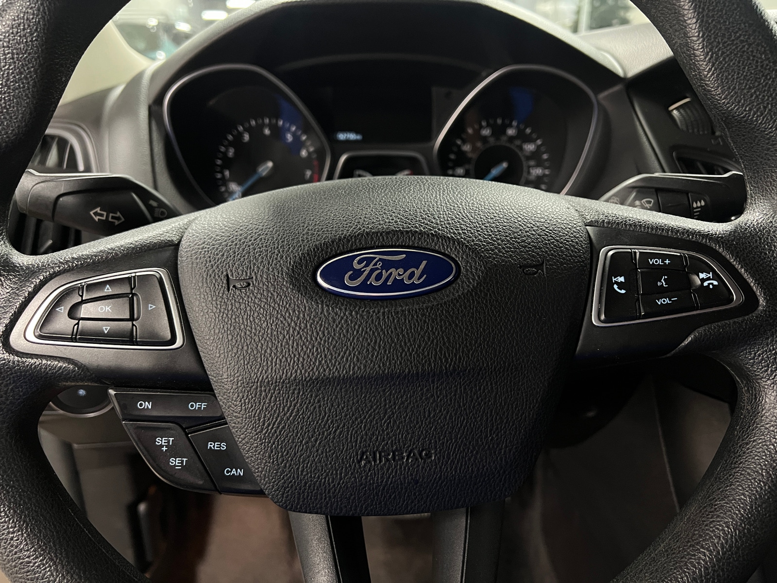 Thumbnail: 2018 Ford Focus - 5