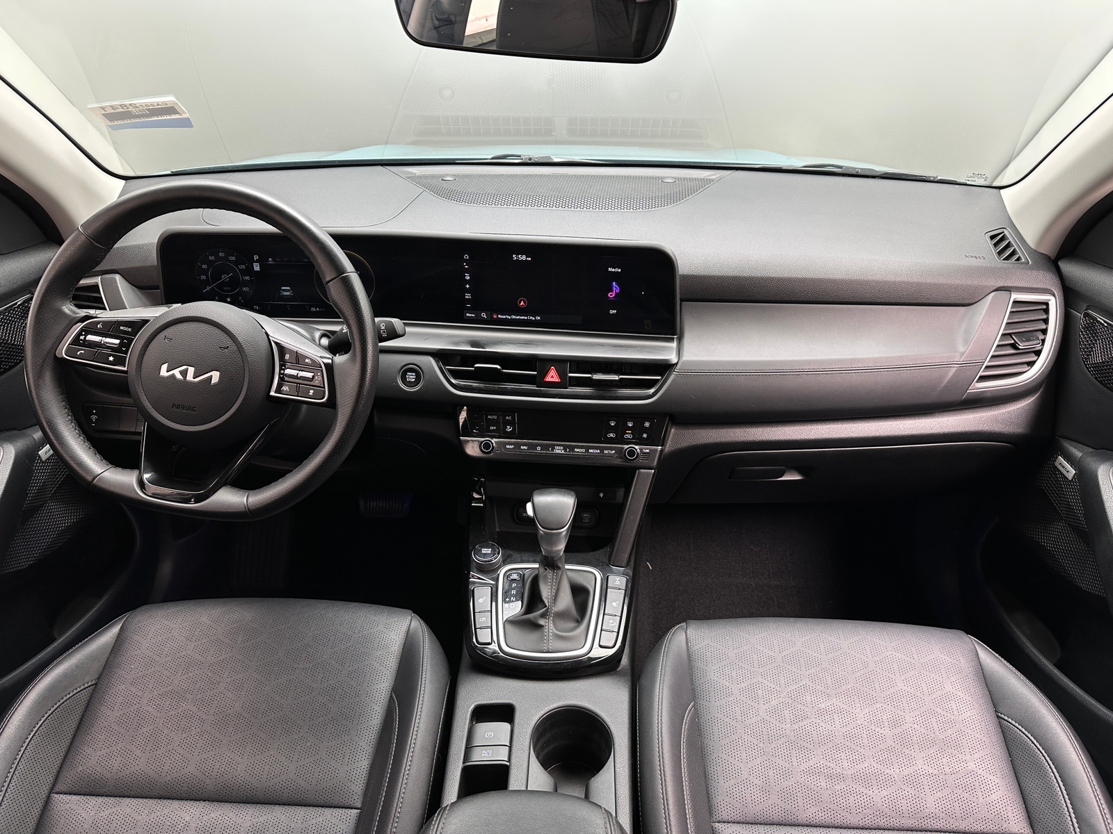 Thumbnail: 2024 Kia Seltos - 2