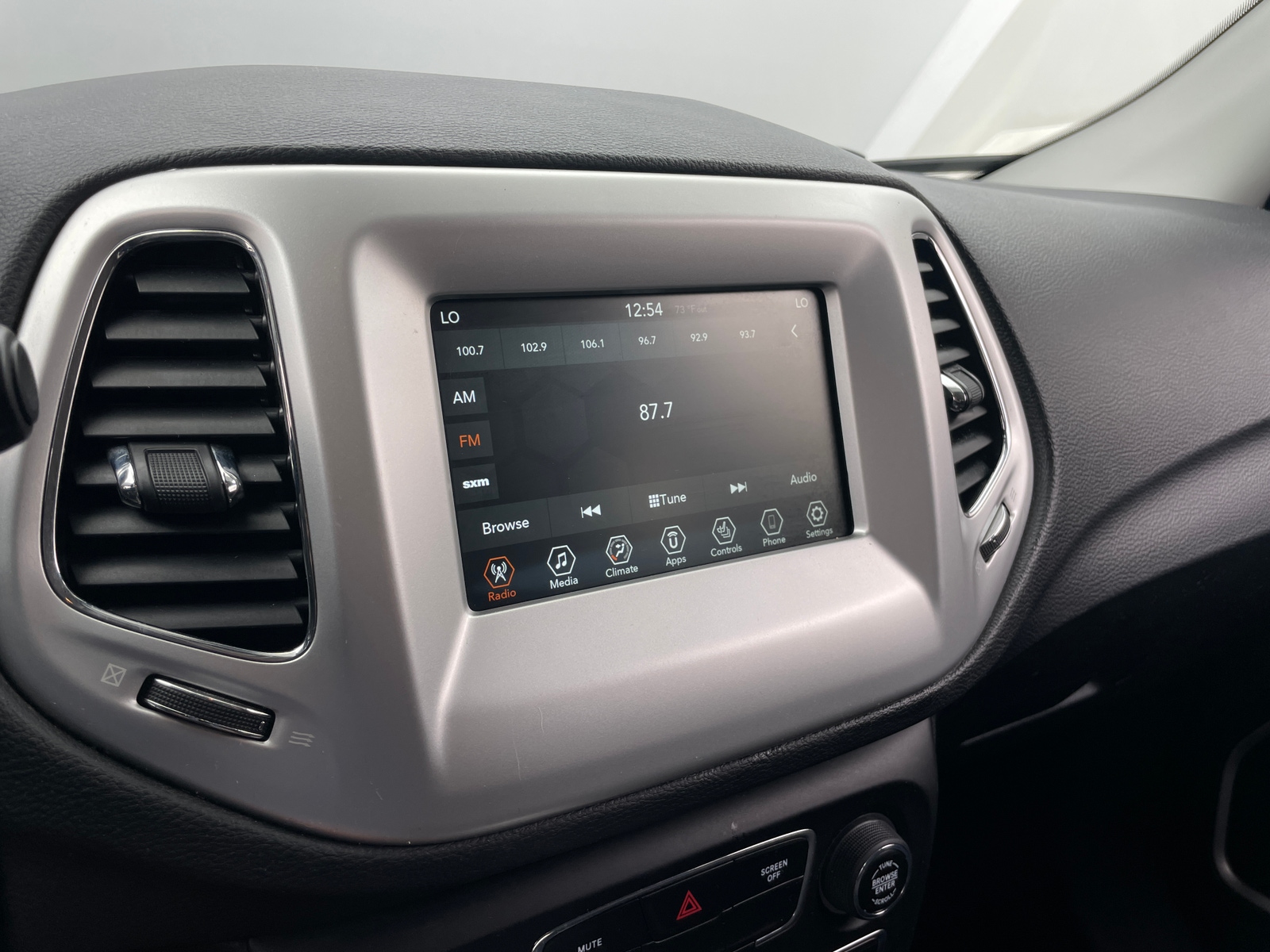 Thumbnail: 2019 Jeep Compass - 4