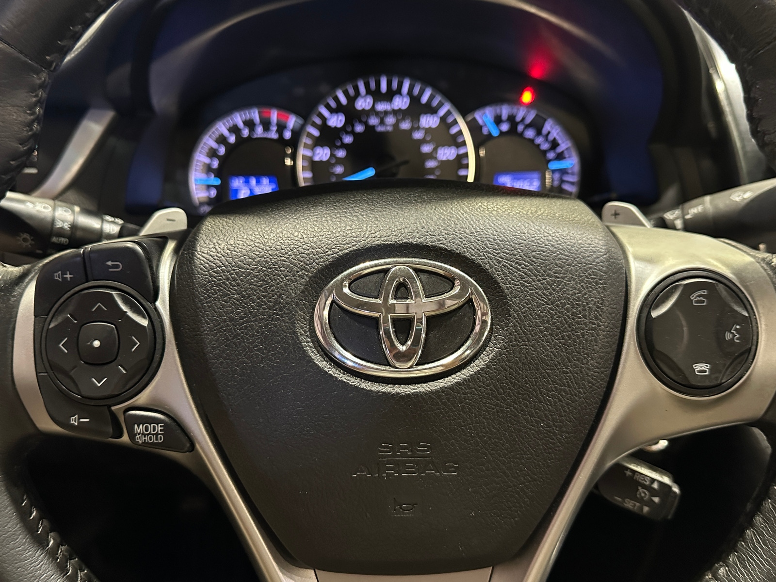 Thumbnail: 2014 Toyota Camry - 5