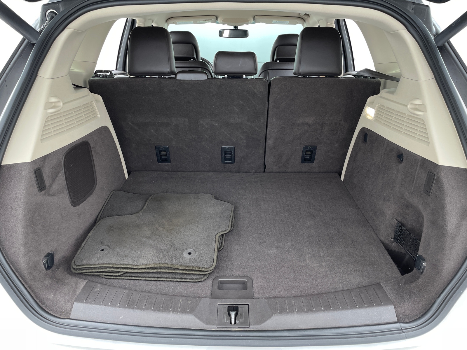 Thumbnail: 2019 Lincoln MKC - 6