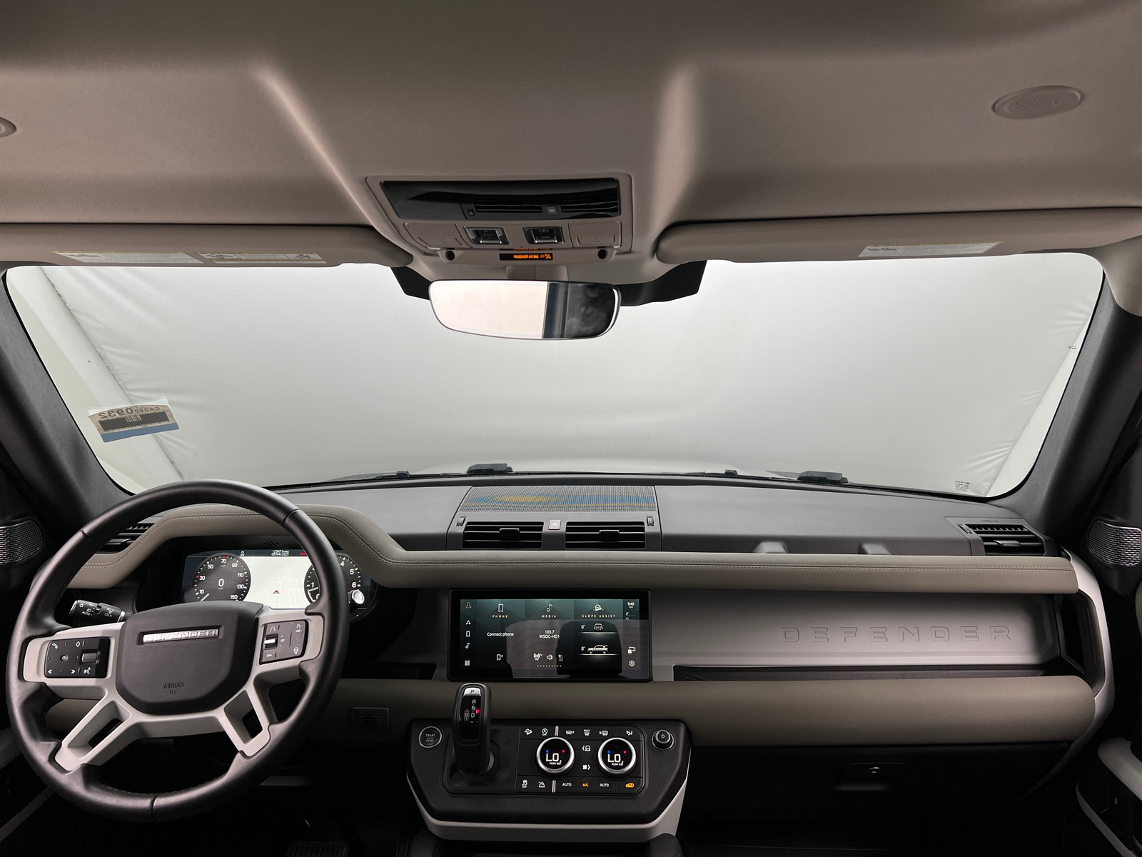 Thumbnail: 2023 Land Rover Defender - 2