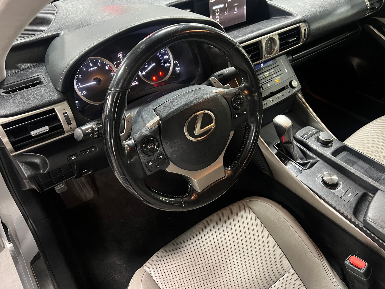 Thumbnail: 2016 Lexus IS - 4