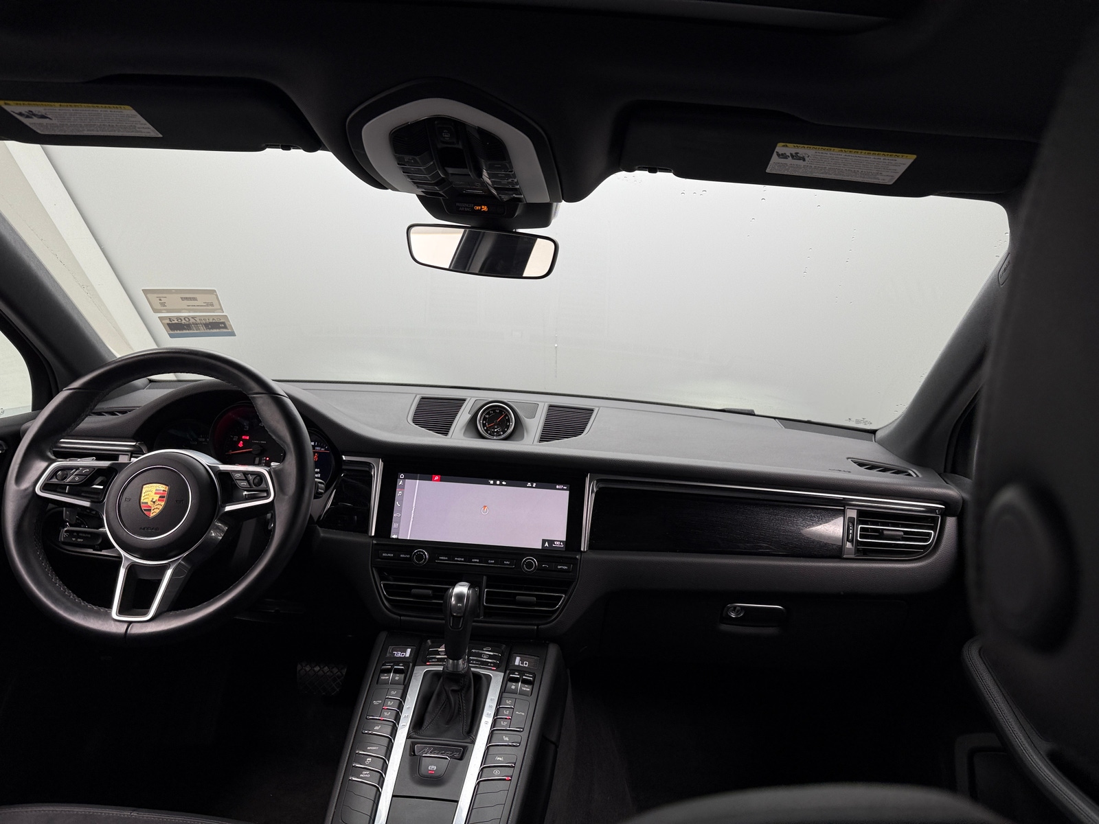 Thumbnail: 2021 Porsche Macan - 2