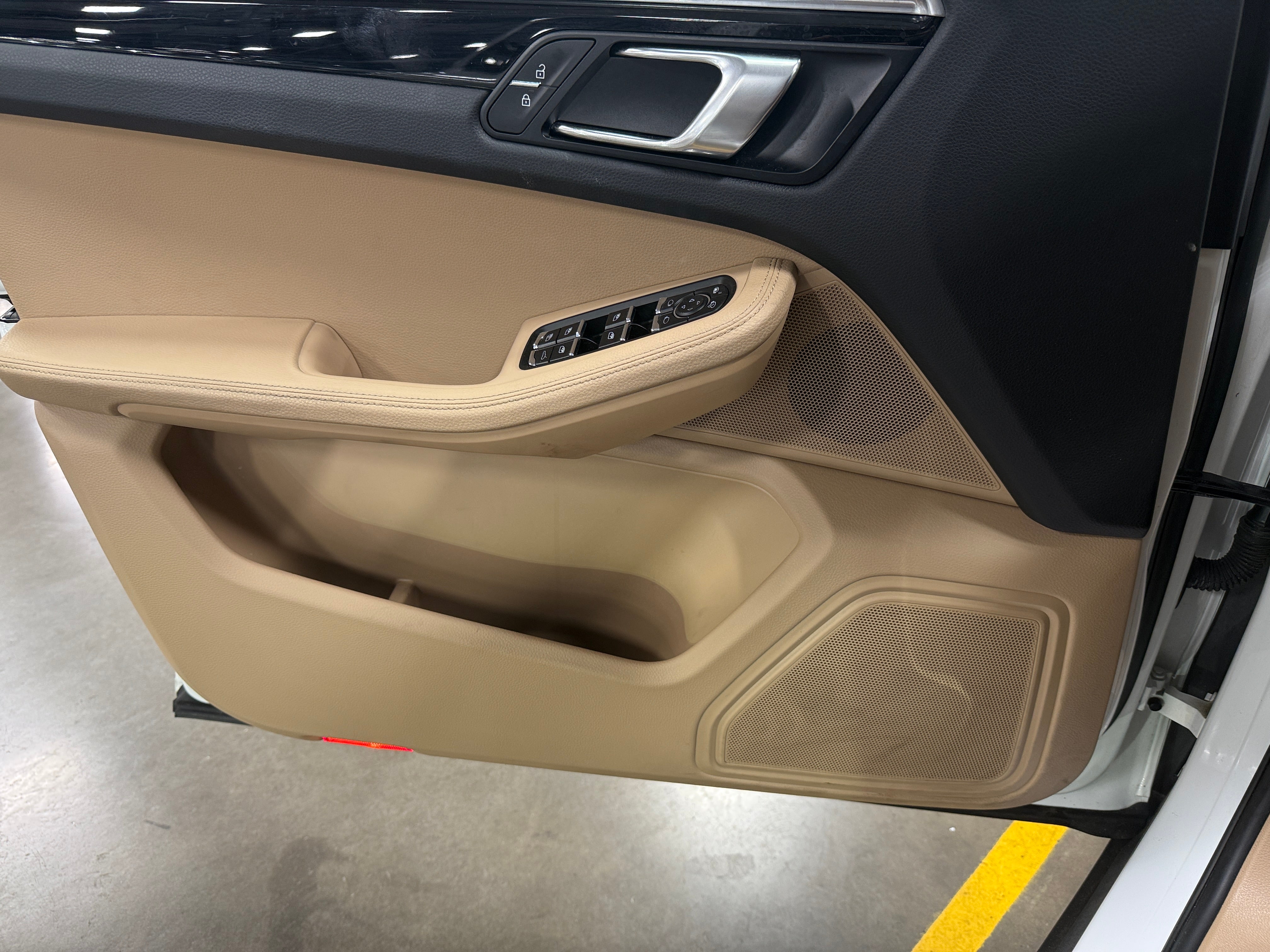 2020 Porsche Macan