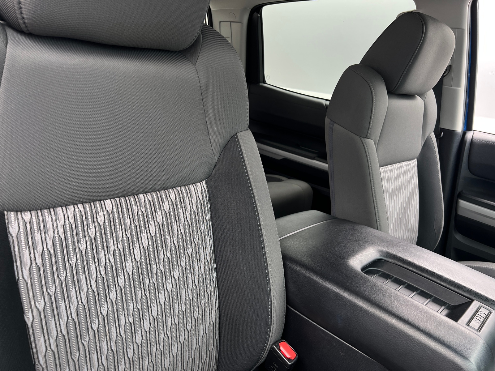 Thumbnail: 2018 Toyota Tundra - 2