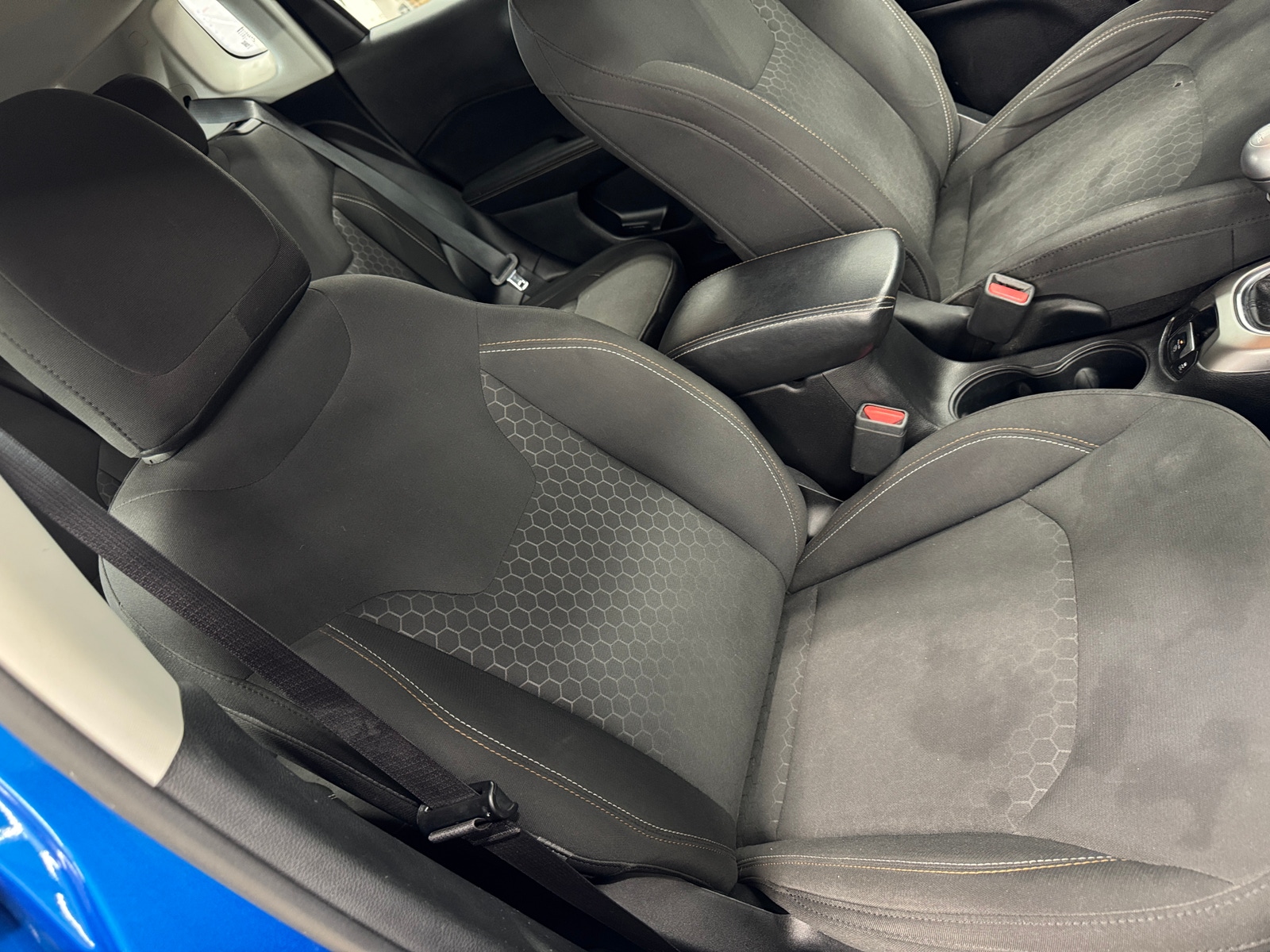 Thumbnail: 2018 Jeep Compass - 2