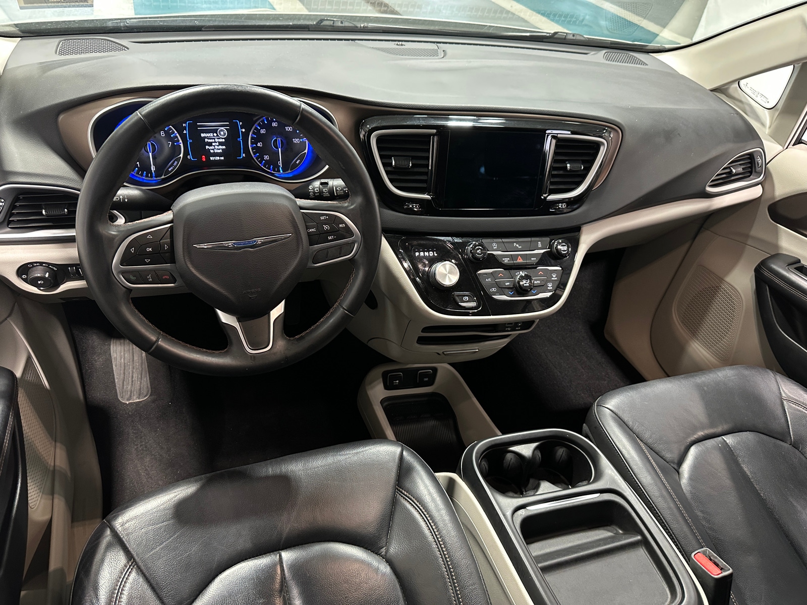 Thumbnail: 2017 Chrysler Pacifica - 2