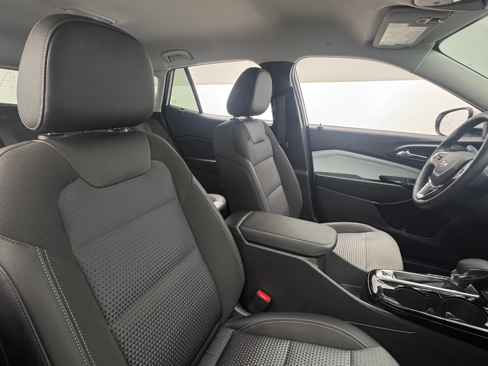 Thumbnail: 2024 Chevrolet Trax - 2