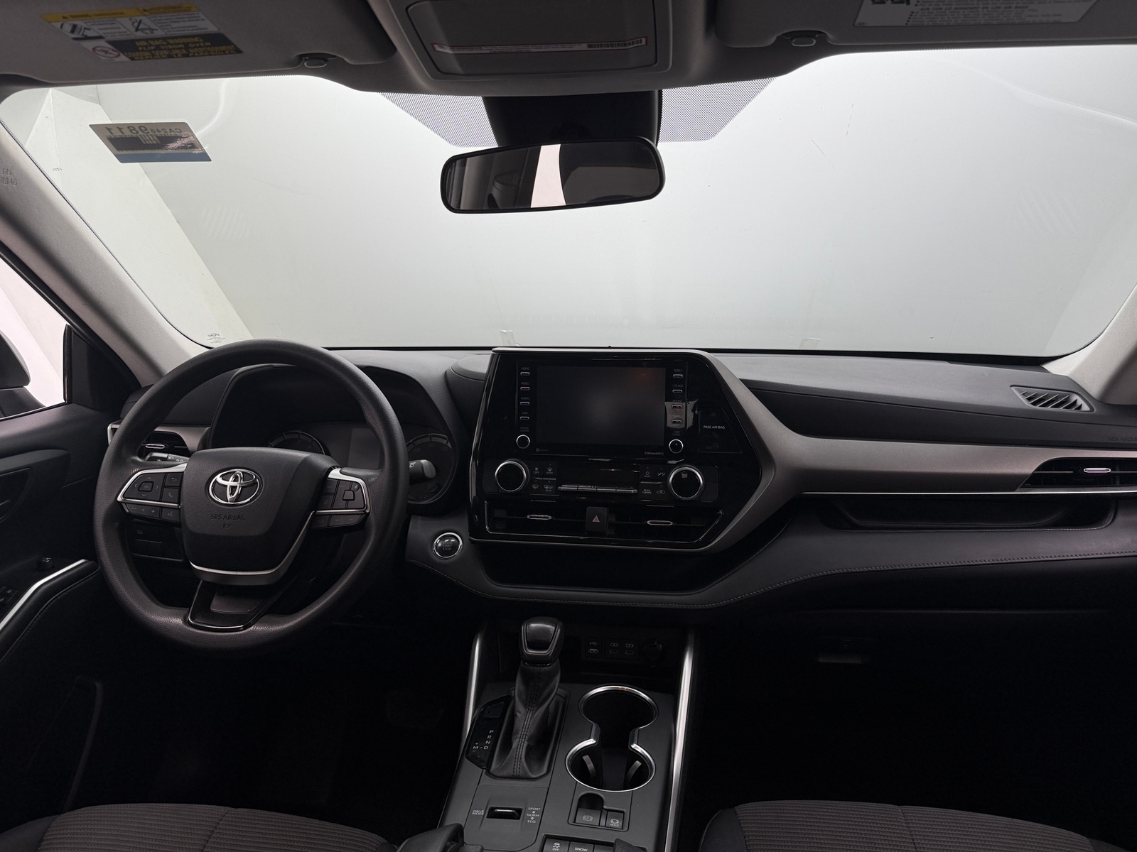 Thumbnail: 2022 Toyota Highlander - 3