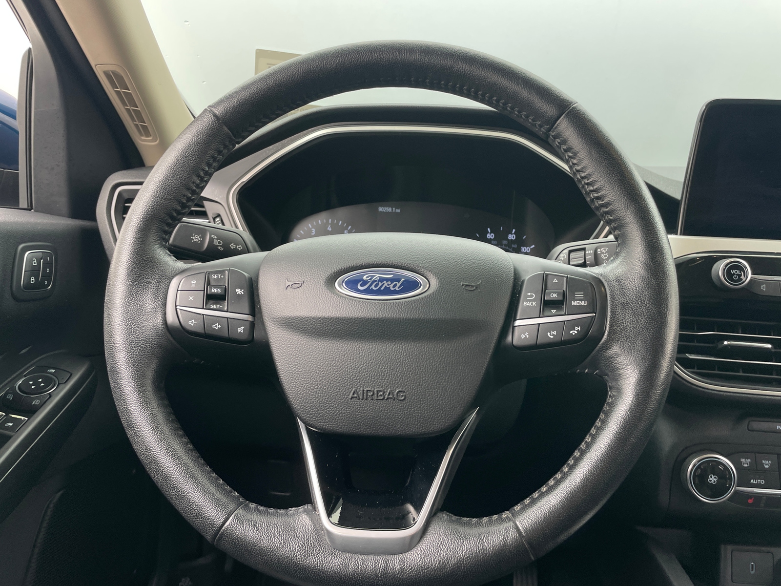 Thumbnail: 2020 Ford Escape - 4