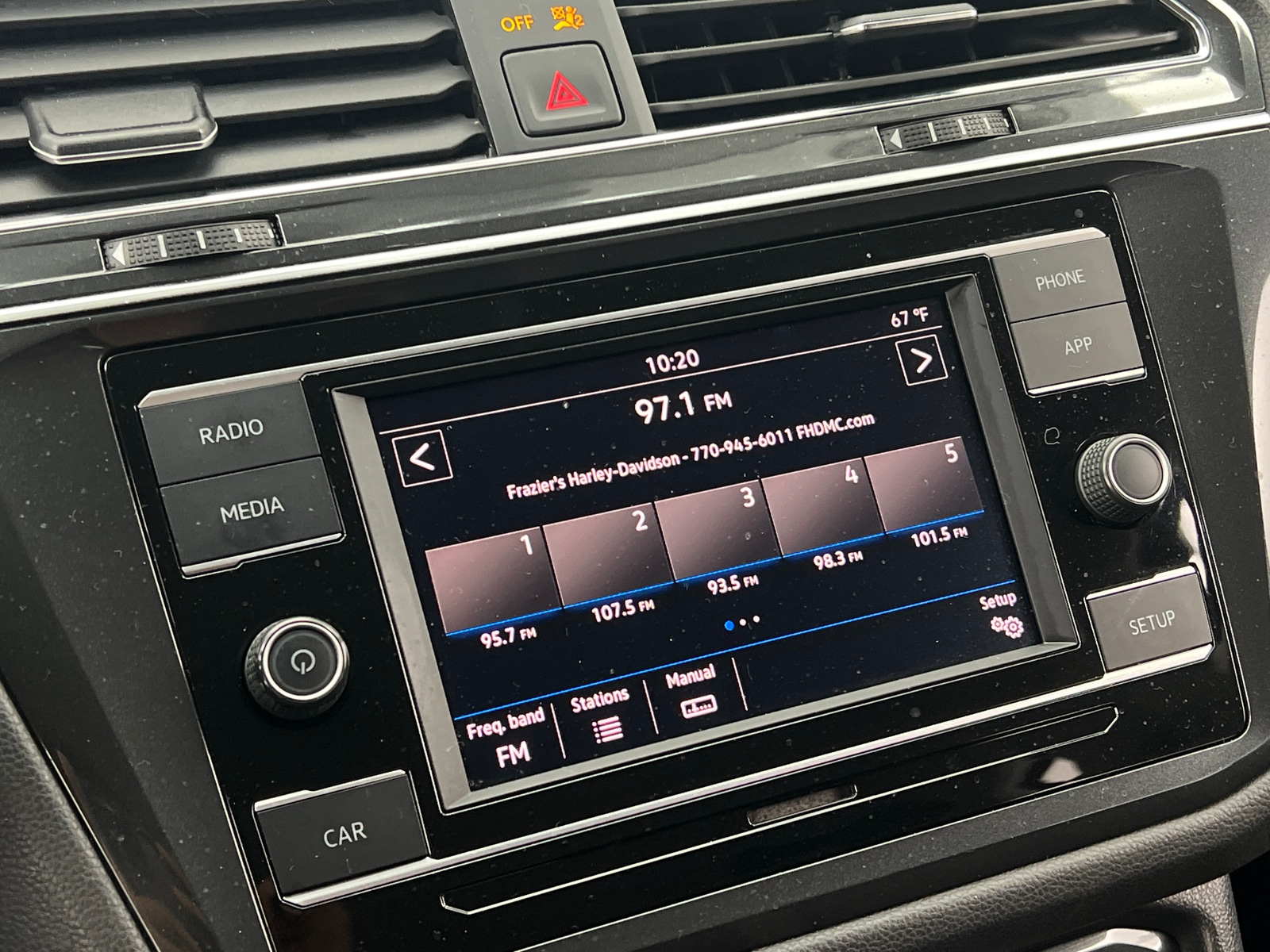 Thumbnail: 2019 Volkswagen Tiguan - 4