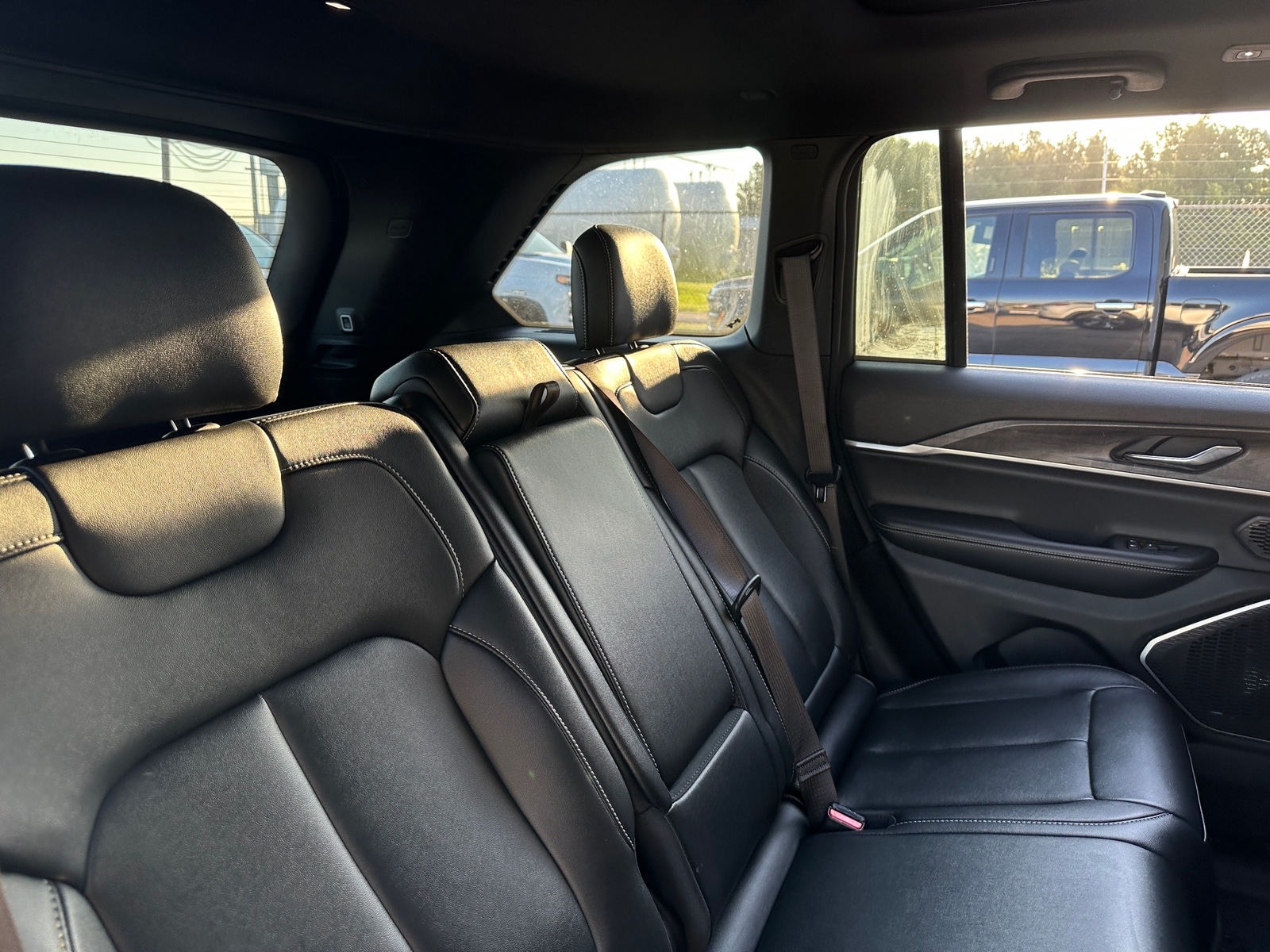 Thumbnail: 2024 Jeep Grand Cherokee - 5