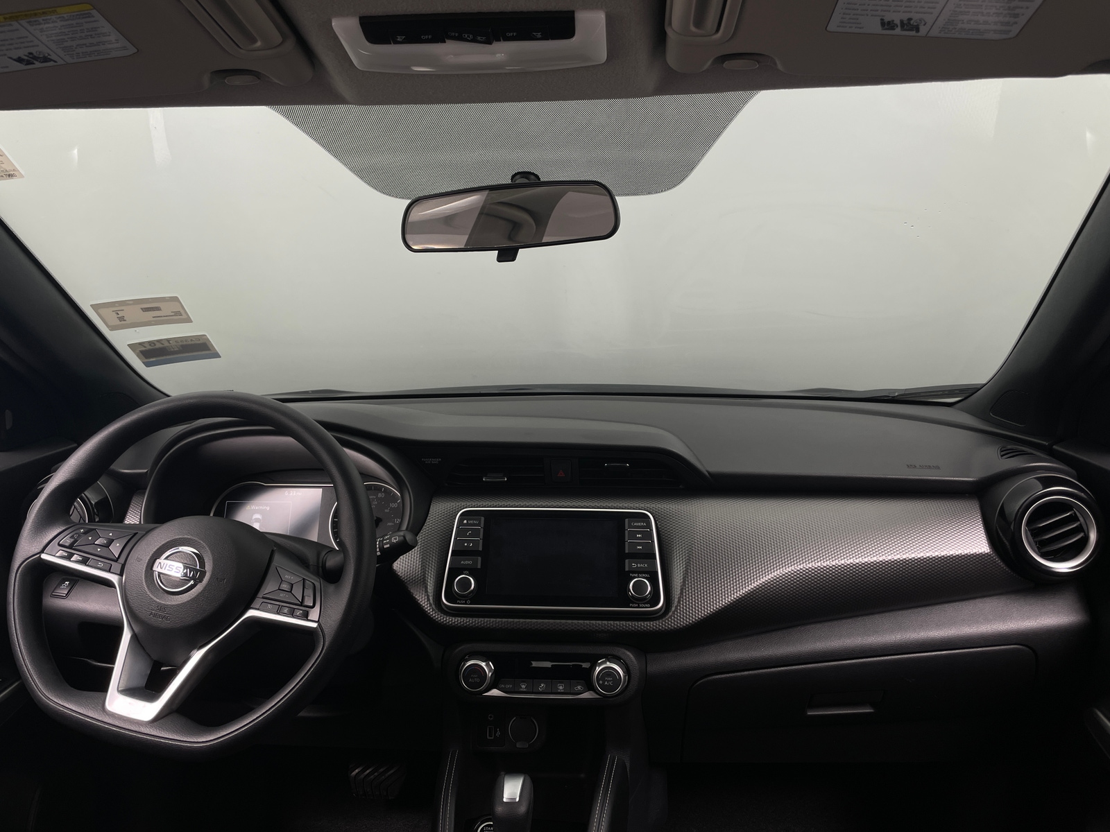 Thumbnail: 2018 Nissan Kicks - 3