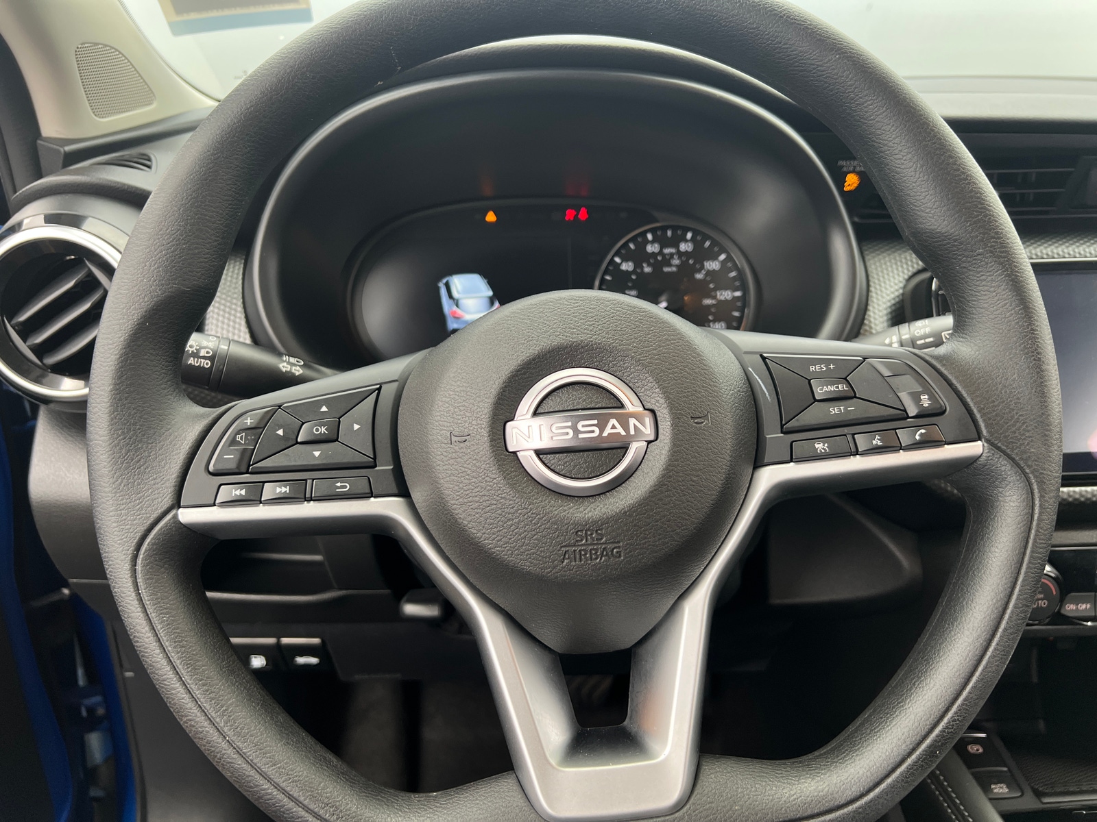 Thumbnail: 2022 Nissan Kicks - 5