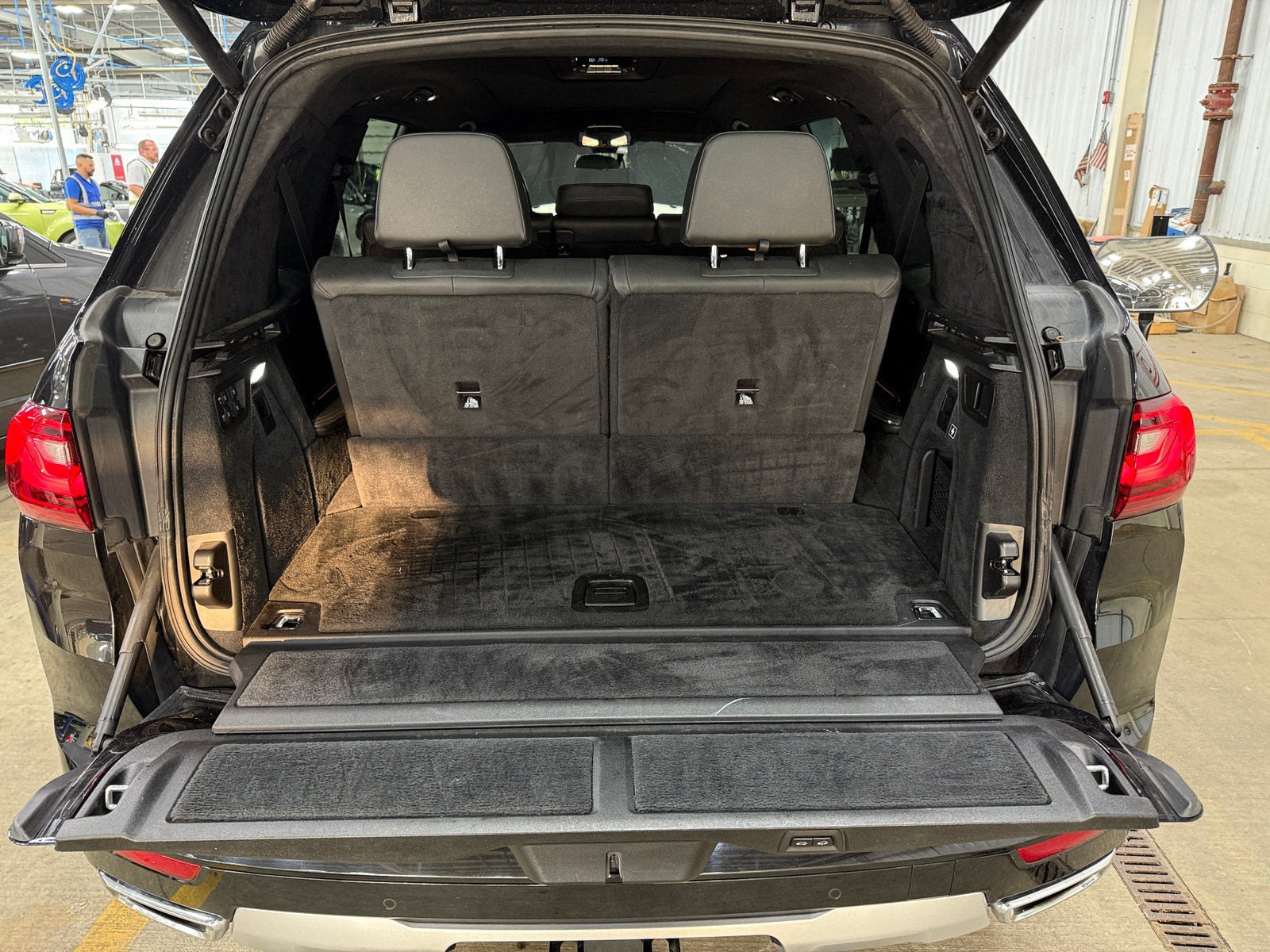 Thumbnail: 2020 BMW X7 - 6
