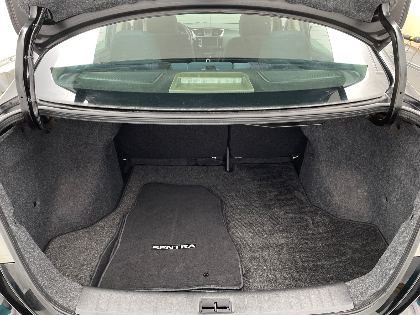 Thumbnail: 2019 Nissan Sentra - 7