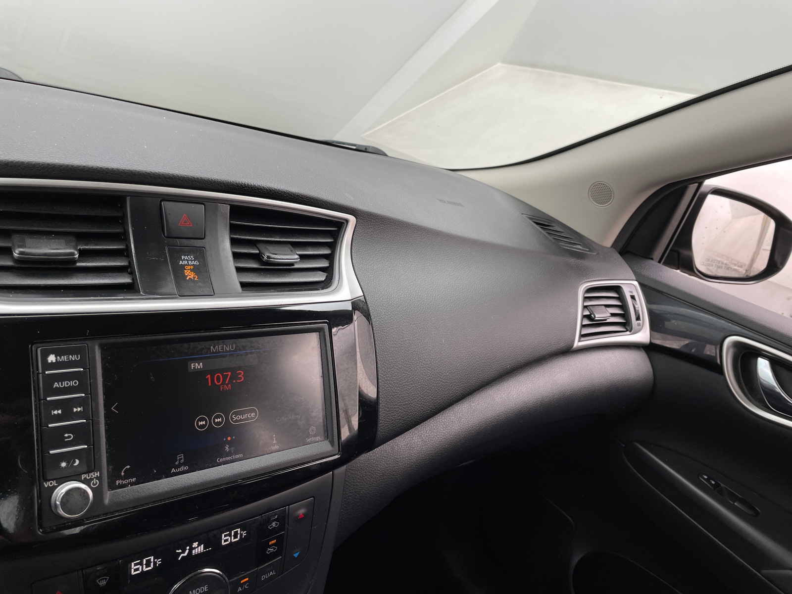 Thumbnail: 2019 Nissan Sentra - 4