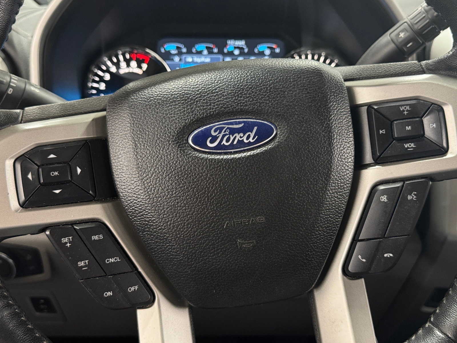 Thumbnail: 2018 Ford Econoline - 4