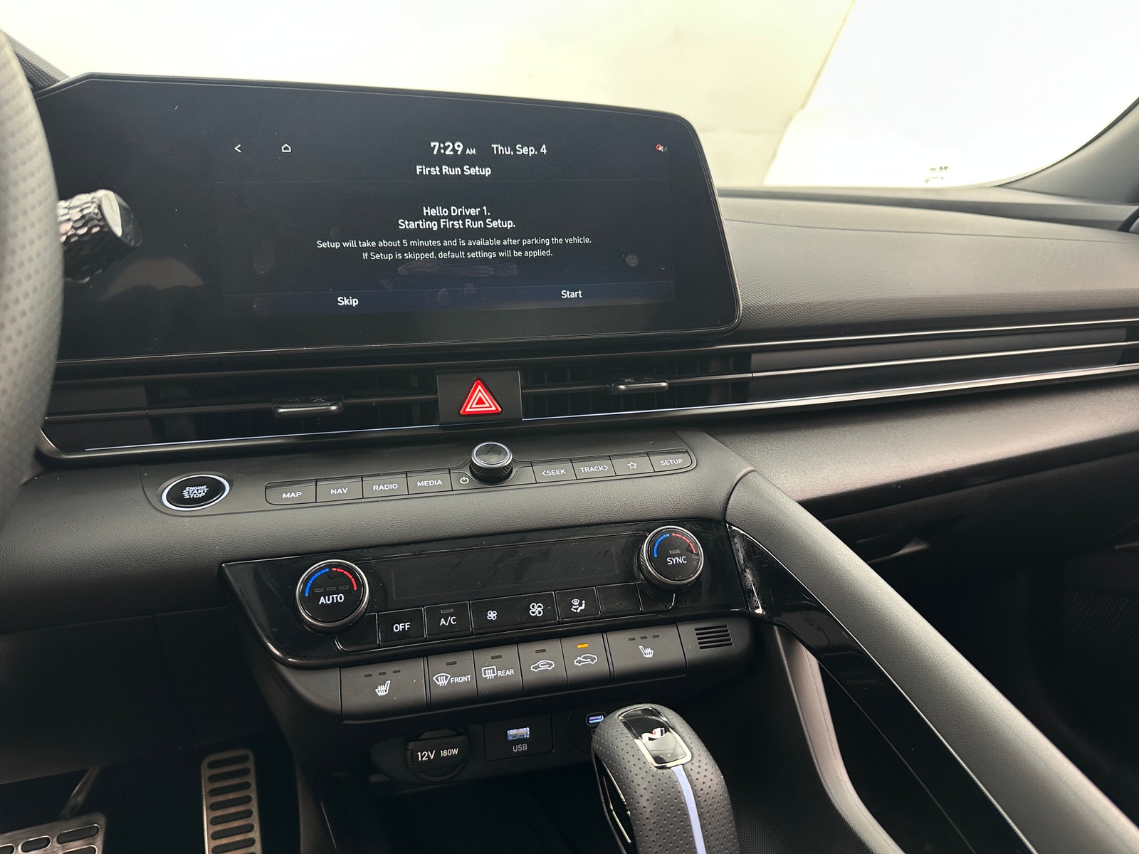 Thumbnail: 2025 Hyundai Elantra - 3