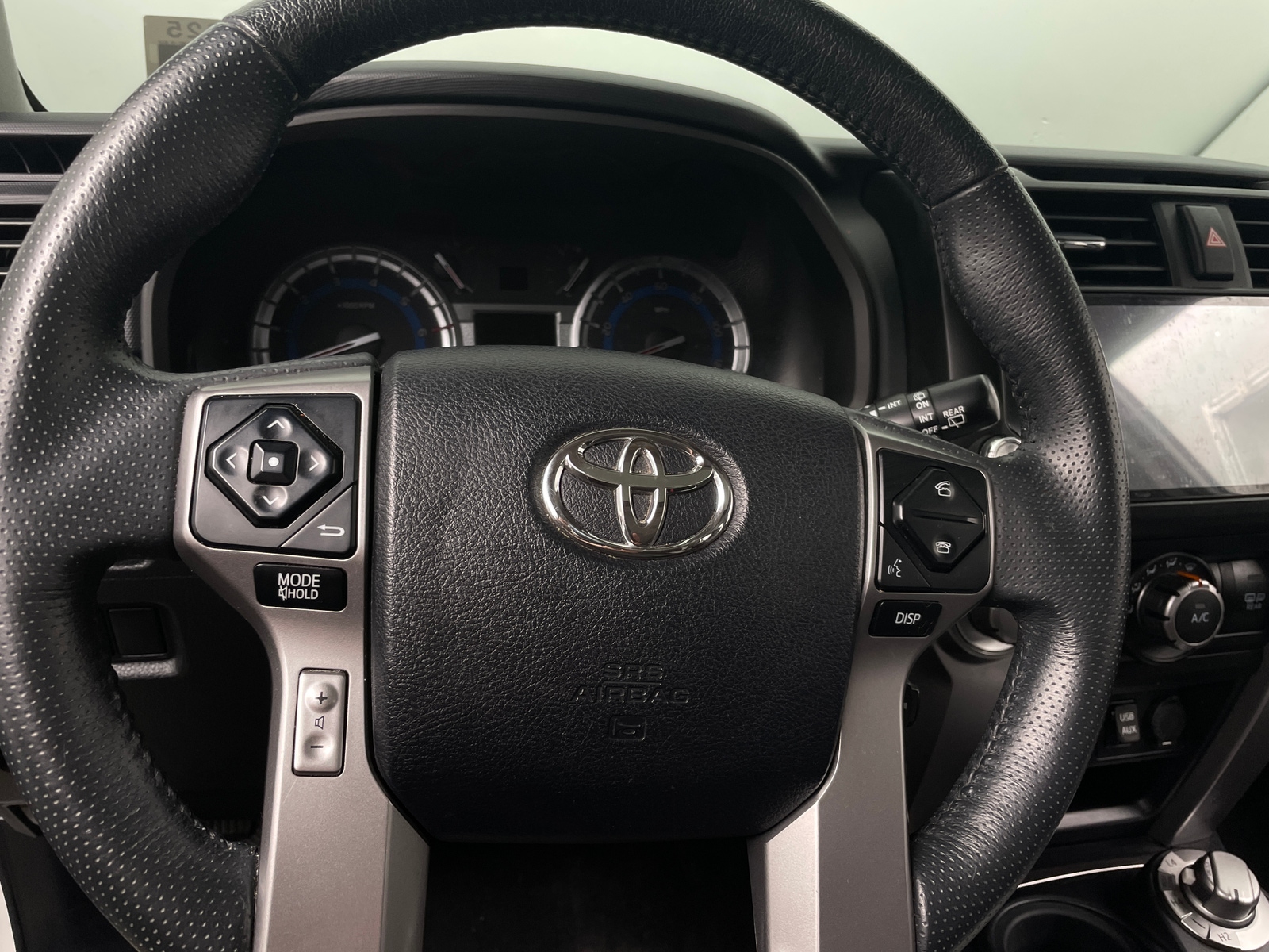 Thumbnail: 2019 Toyota 4Runner - 4