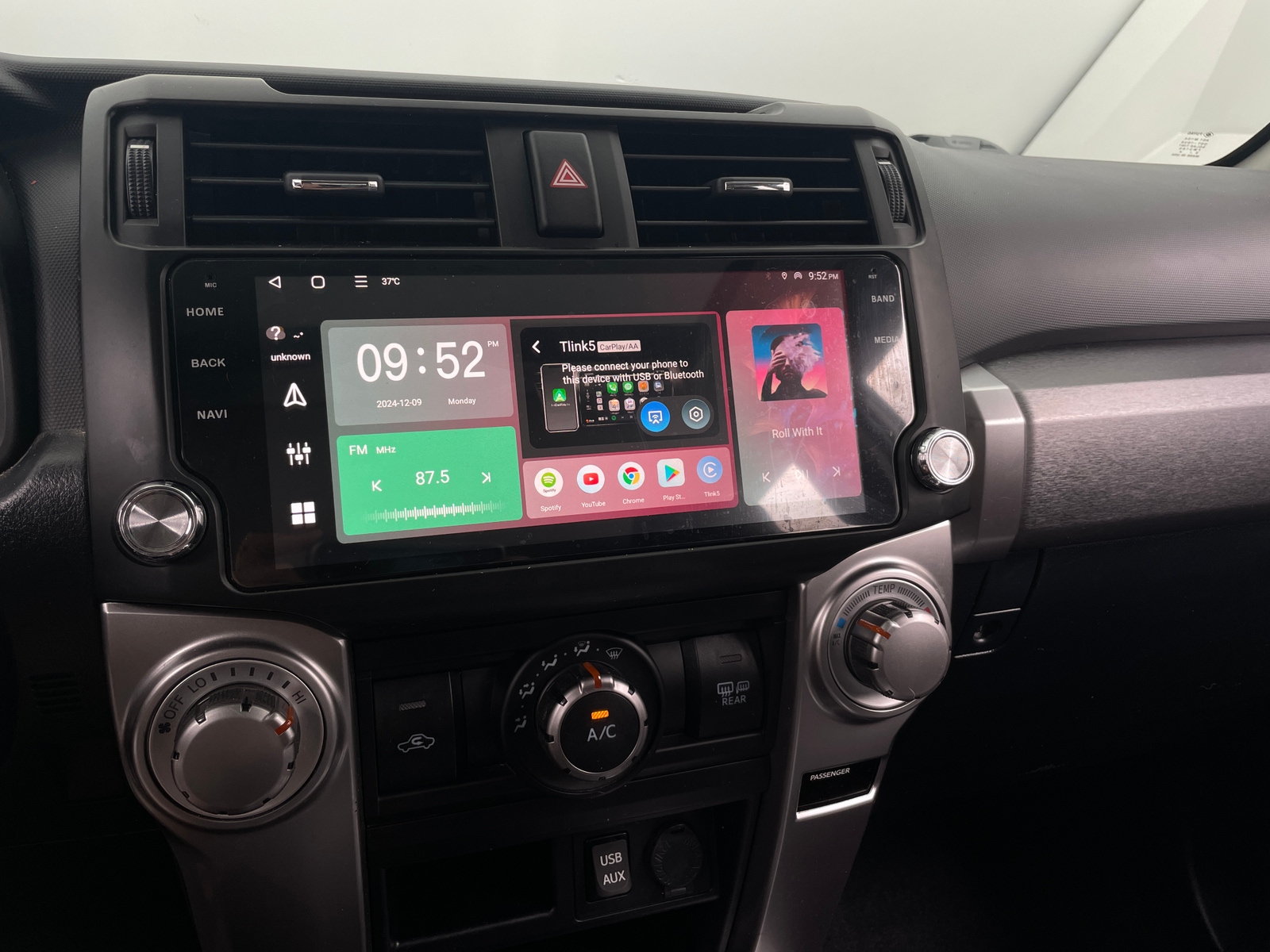 Thumbnail: 2019 Toyota 4Runner - 3
