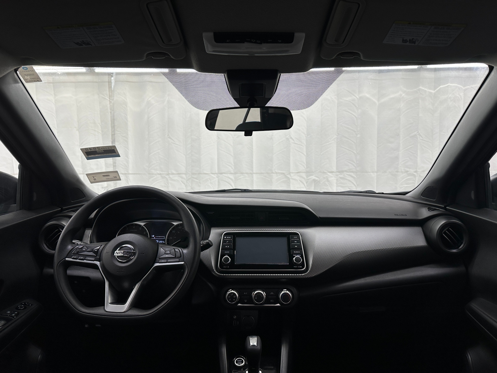 Thumbnail: 2020 Nissan Kicks - 3