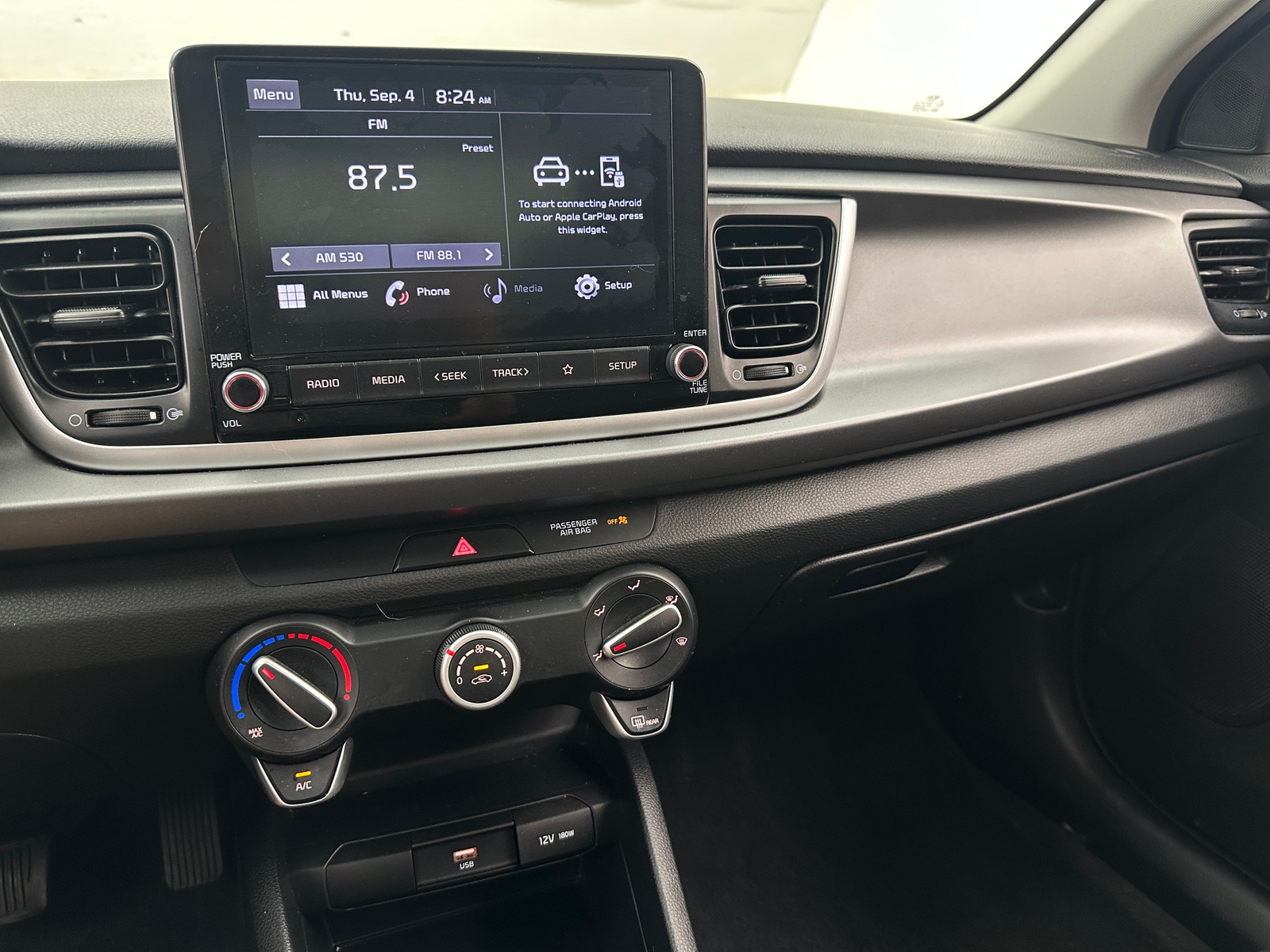 Thumbnail: 2021 Kia Rio - 4