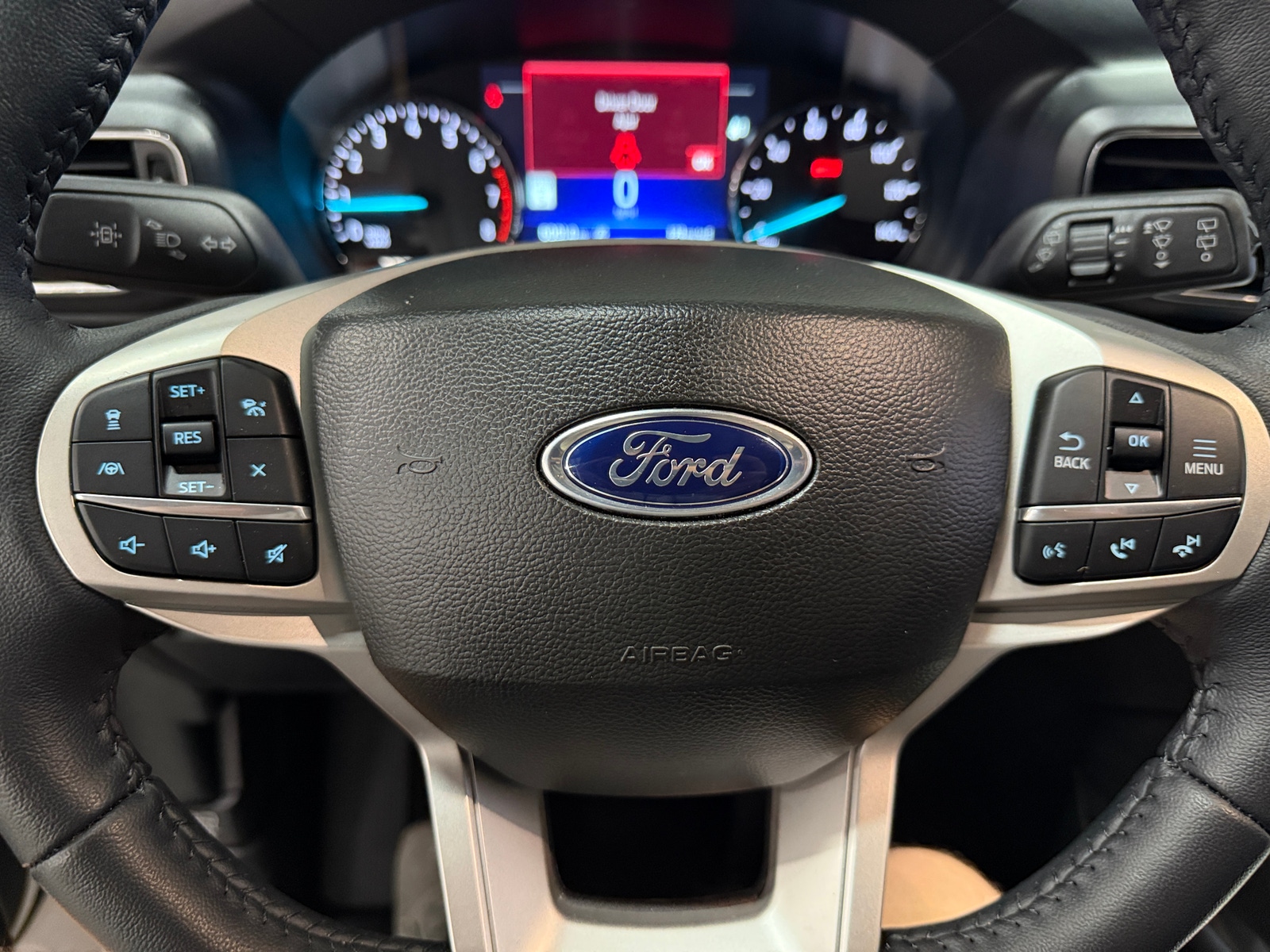 Thumbnail: 2023 Ford Explorer - 5