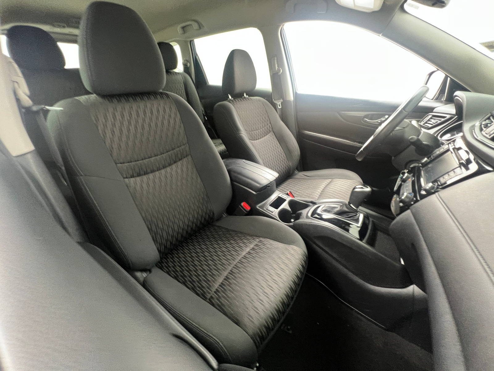 Thumbnail: 2019 Nissan Rogue - 2