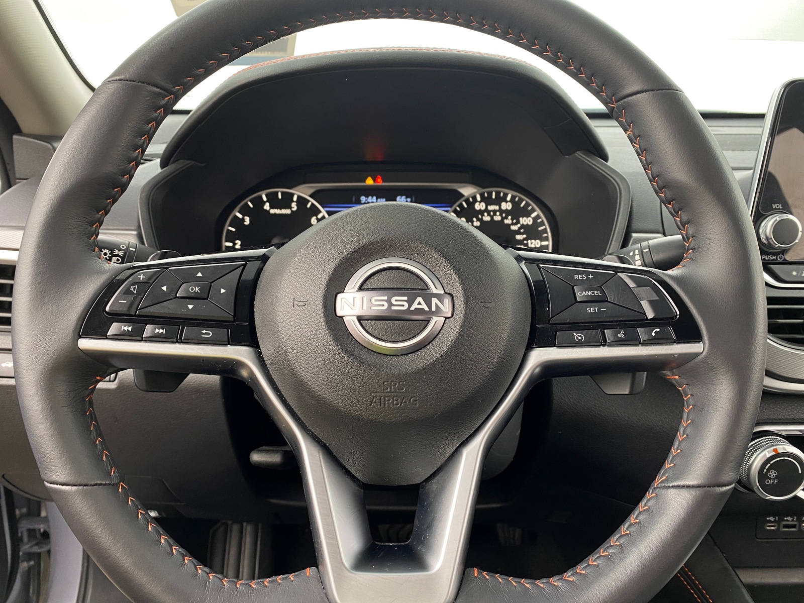 Thumbnail: 2024 Nissan Altima - 5