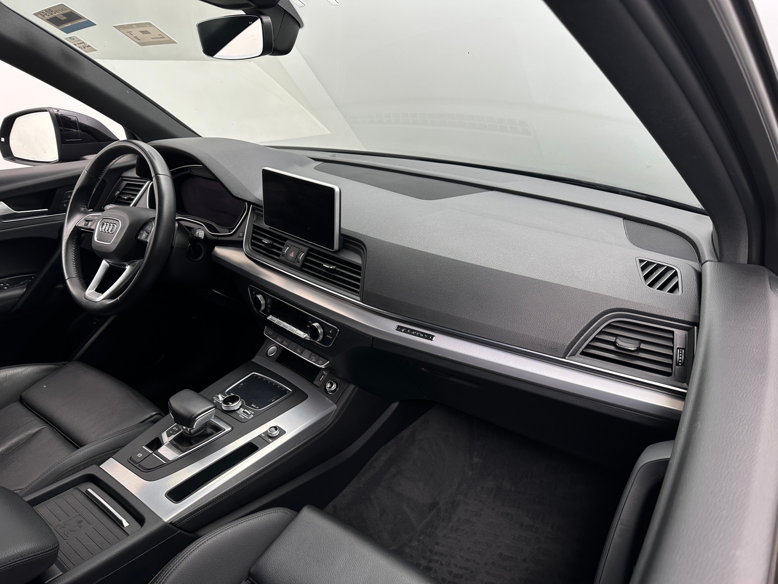 Thumbnail: 2020 Audi Q5 - 2