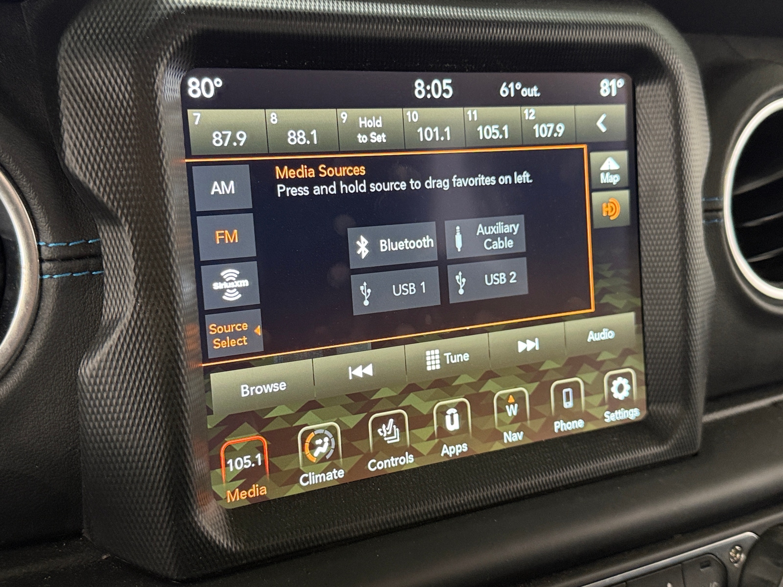 Thumbnail: 2022 Jeep Wrangler - 3