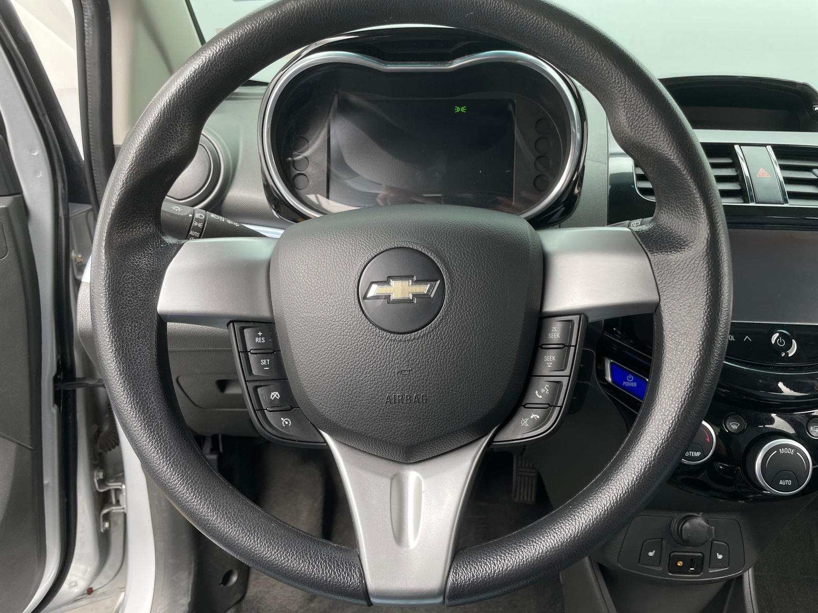 Thumbnail: 2016 Chevrolet Spark - 5