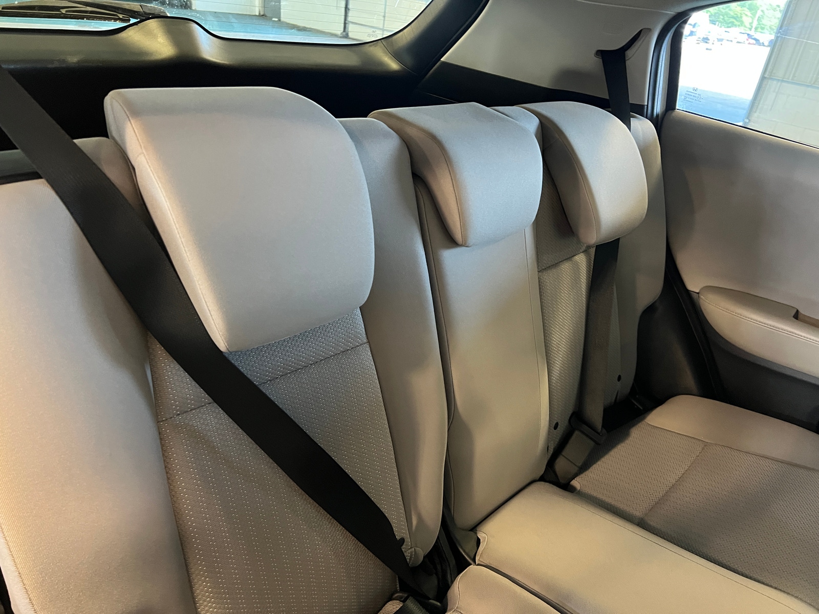 Thumbnail: 2016 Honda HR-V - 6