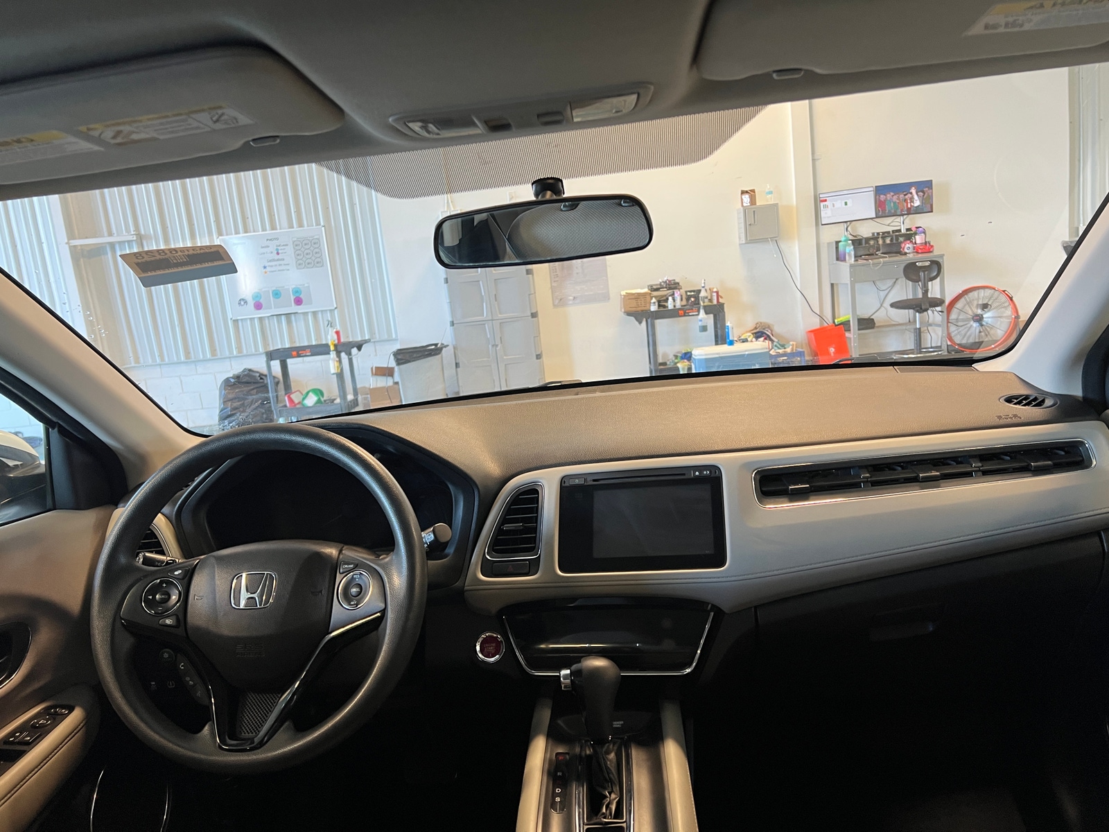 Thumbnail: 2016 Honda HR-V - 3