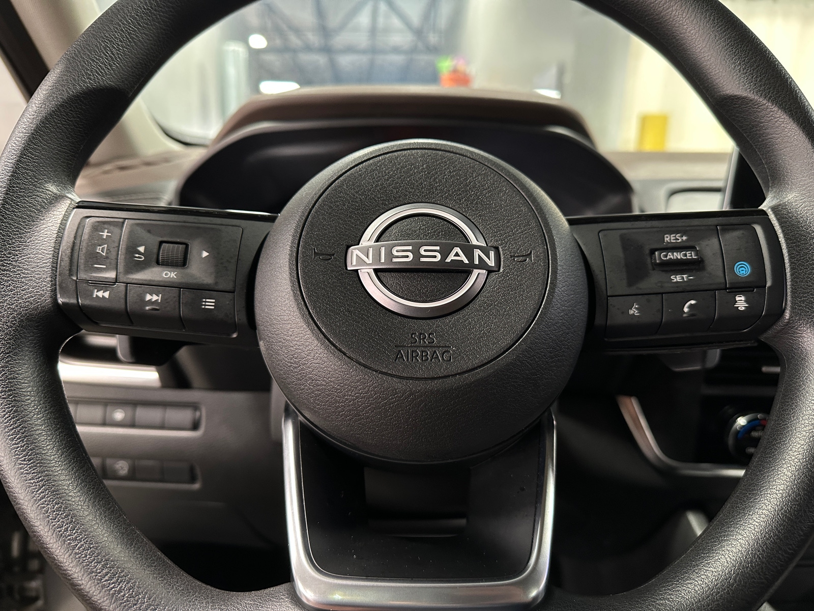 Thumbnail: 2023 Nissan Rogue - 5