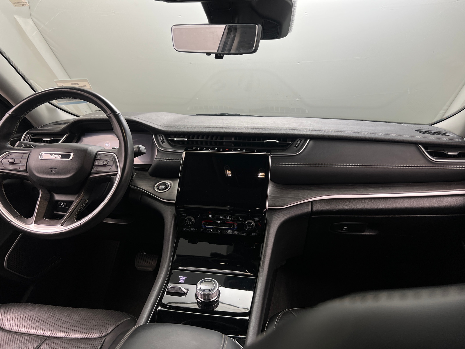 Thumbnail: 2021 Jeep Grand Cherokee L - 2