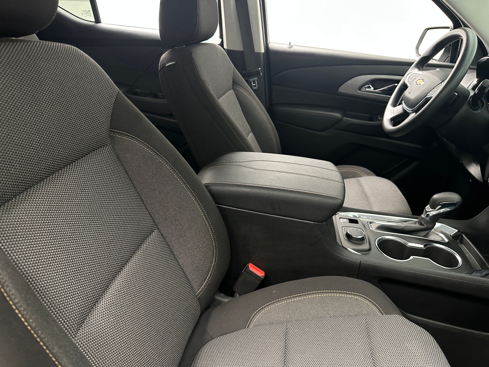 Thumbnail: 2021 Chevrolet Traverse - 2