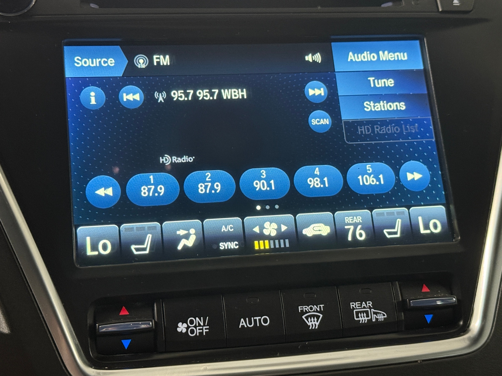 Thumbnail: 2020 Acura MDX - 3