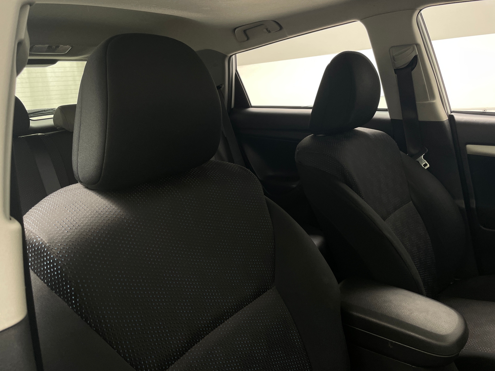 Thumbnail: 2010 Toyota Matrix - 2