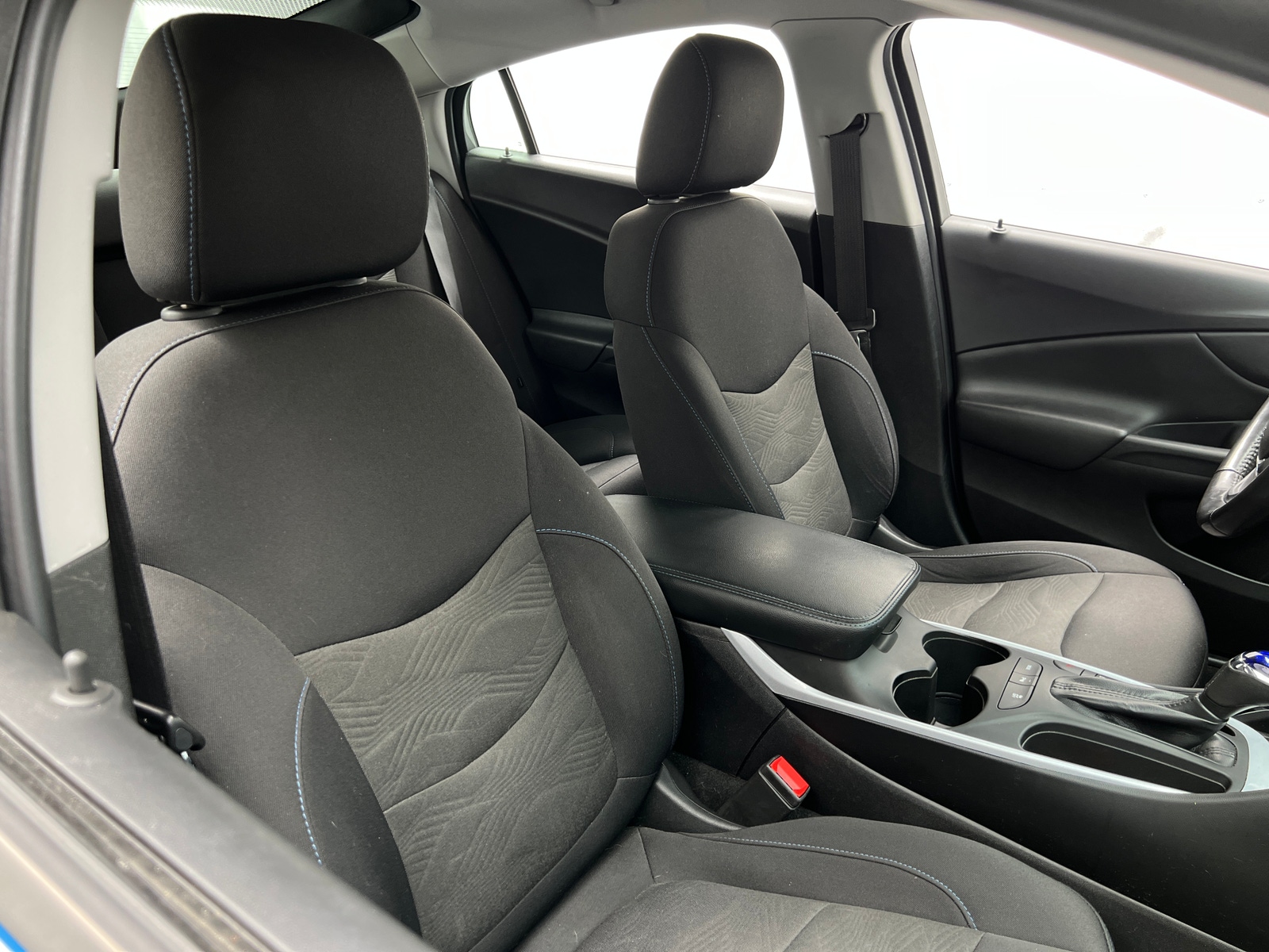 Thumbnail: 2019 Chevrolet Volt - 2